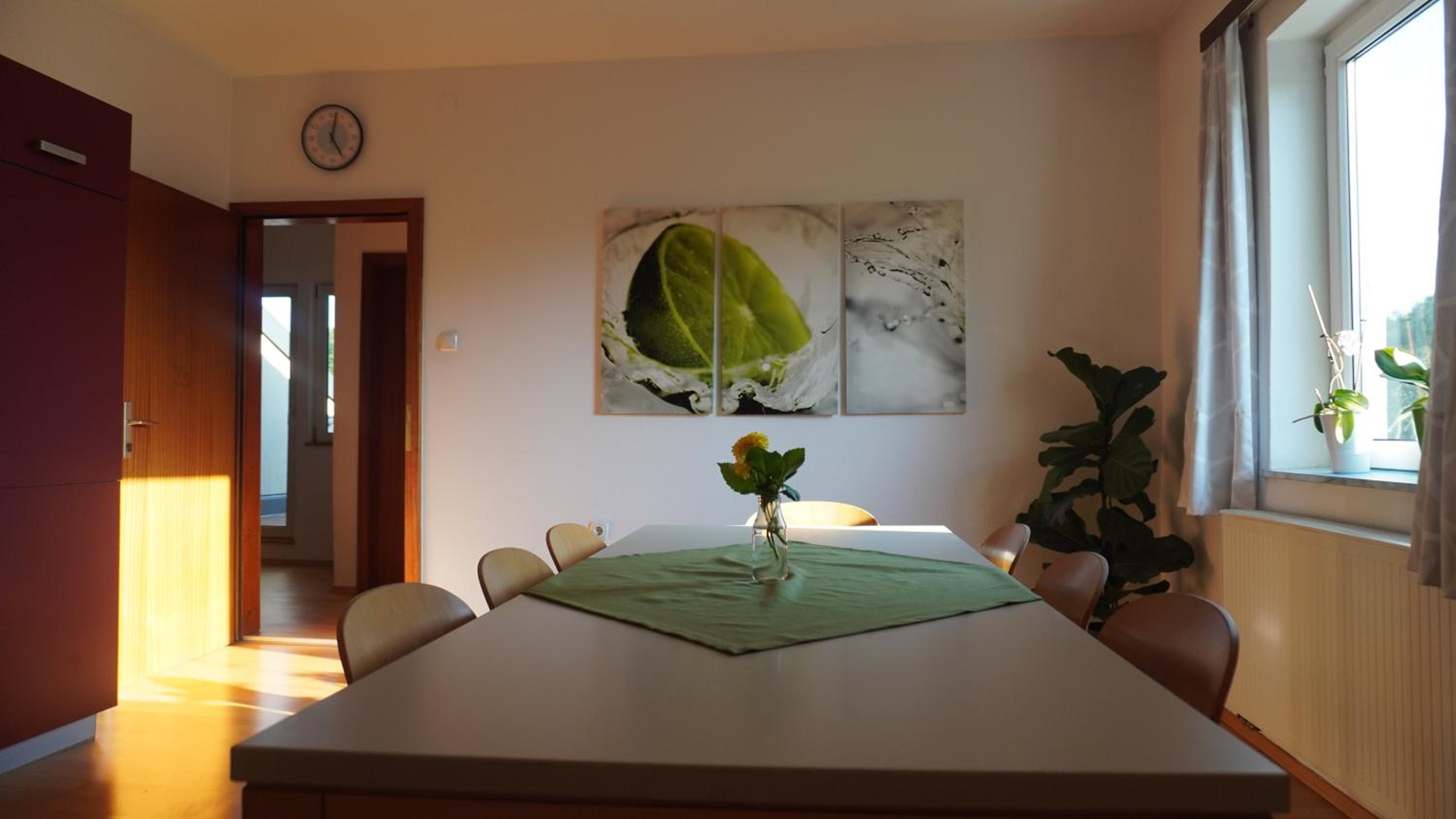 100 qm Apartment 1 - near highway