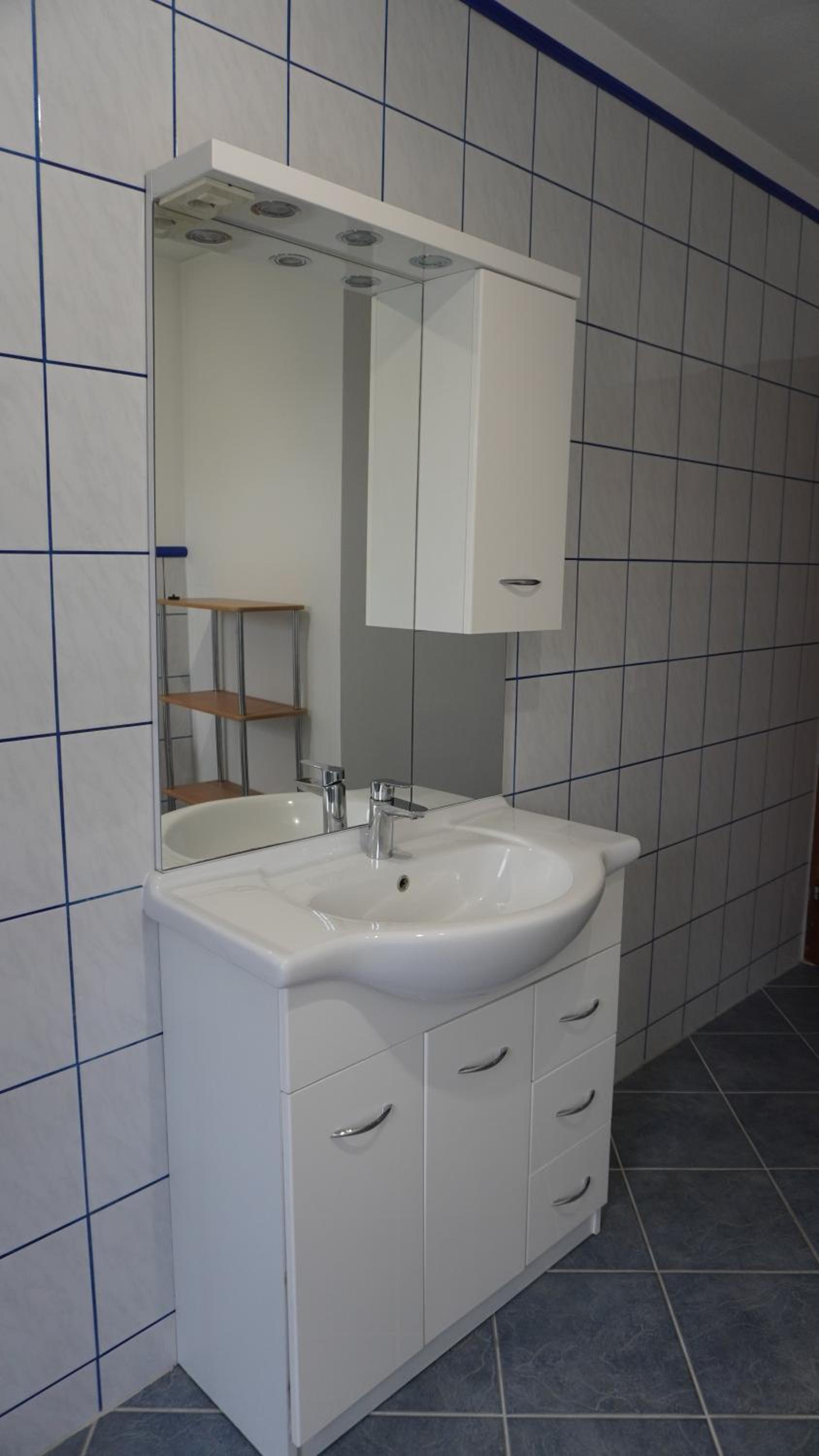 100 qm Apartment 1 - near highway