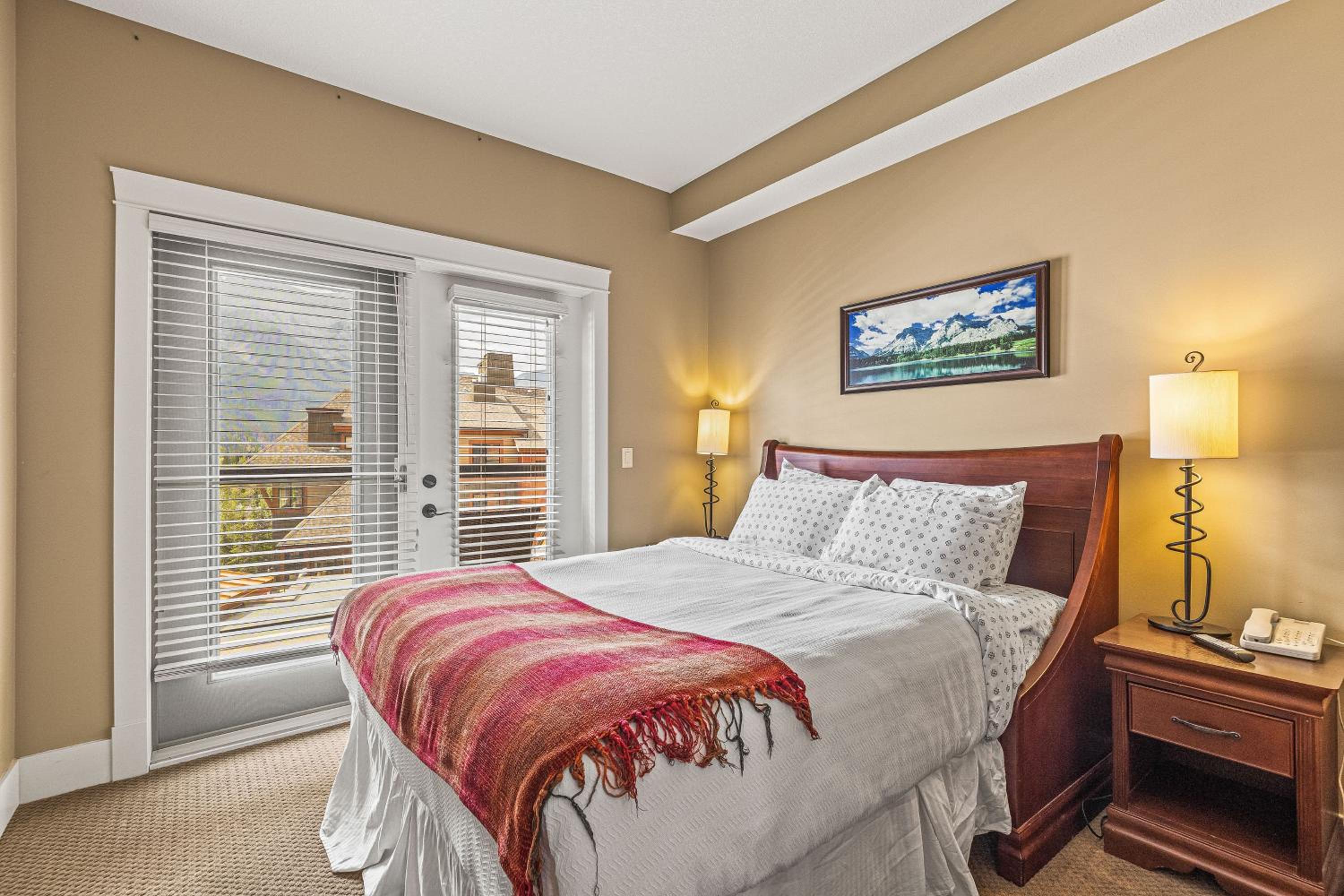2 Bedroom Condo by Canadian Rockies Vacation Rentals