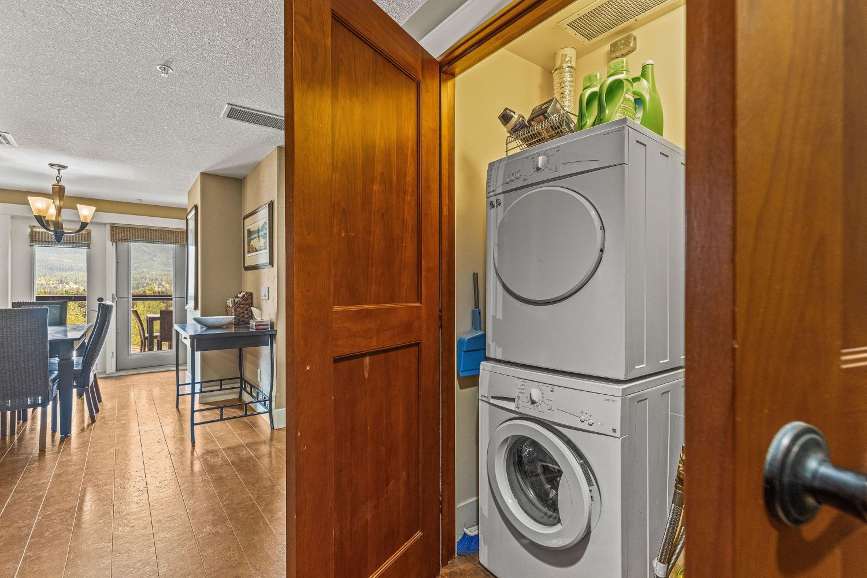 2 Bedroom Condo by Canadian Rockies Vacation Rentals