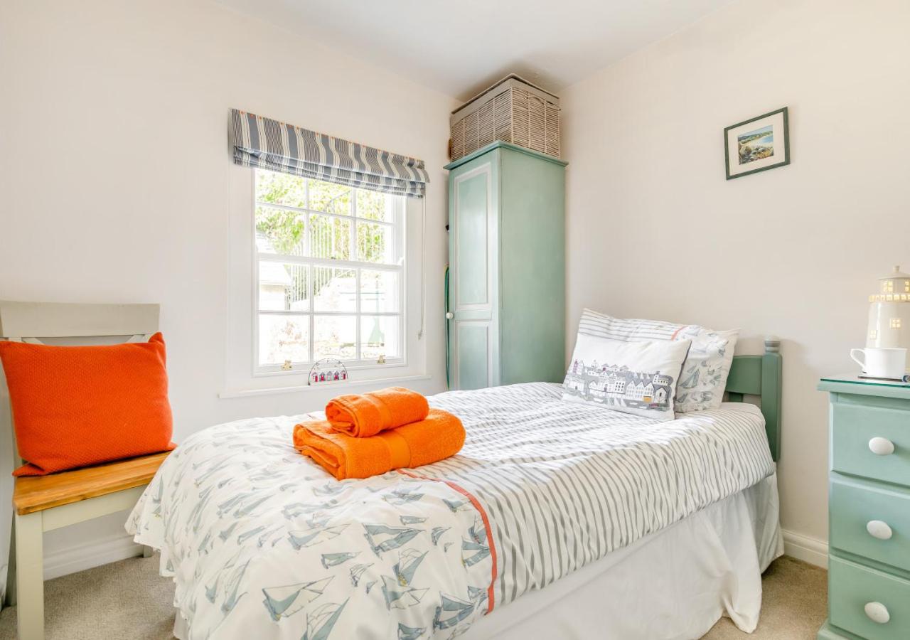 3 Bed in Helford oc-dowrpe