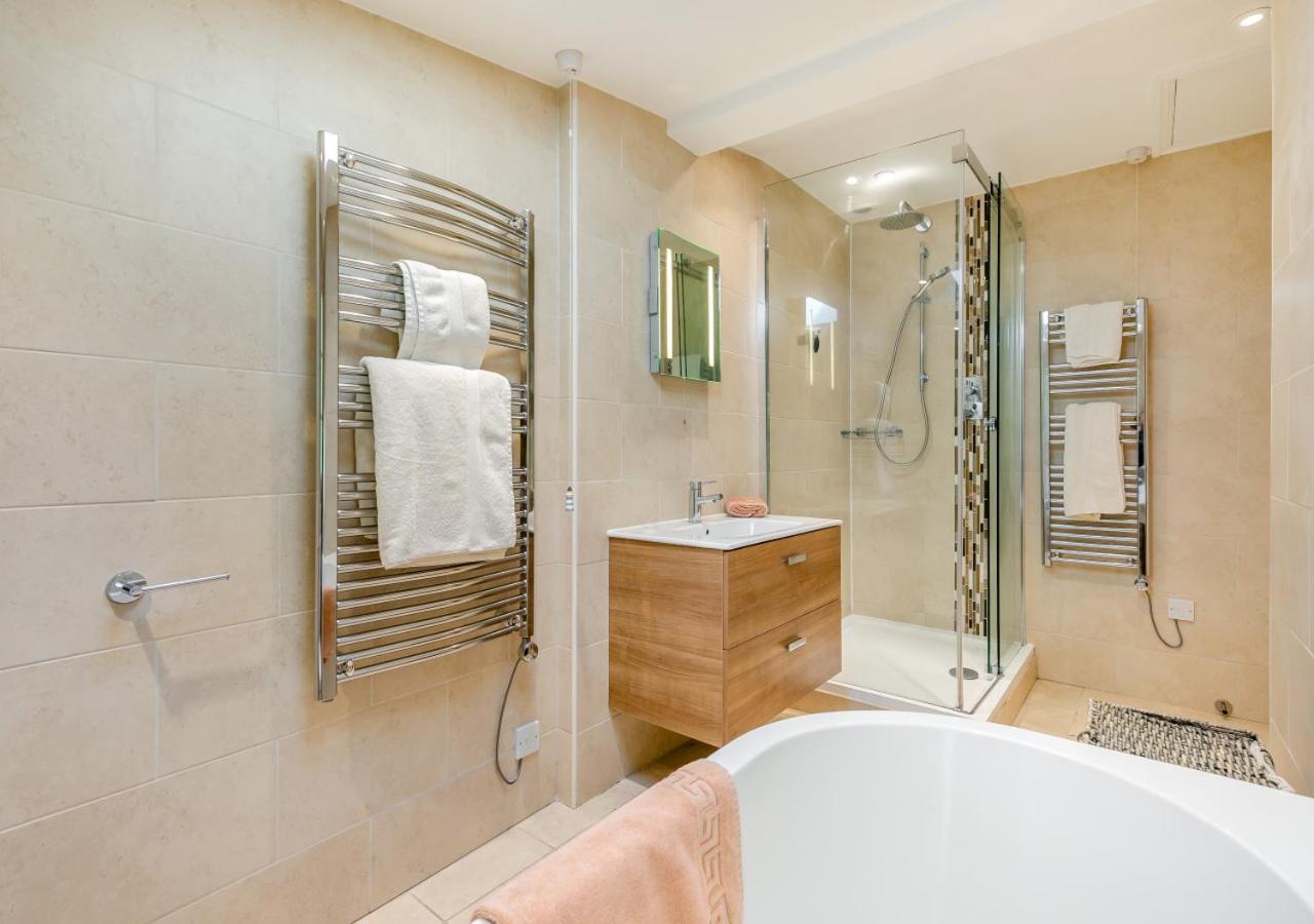3 Bed in Helford oc-dowrpe