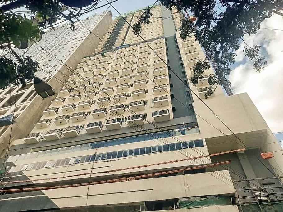 Cityscape Grand Tower Condominium view 2