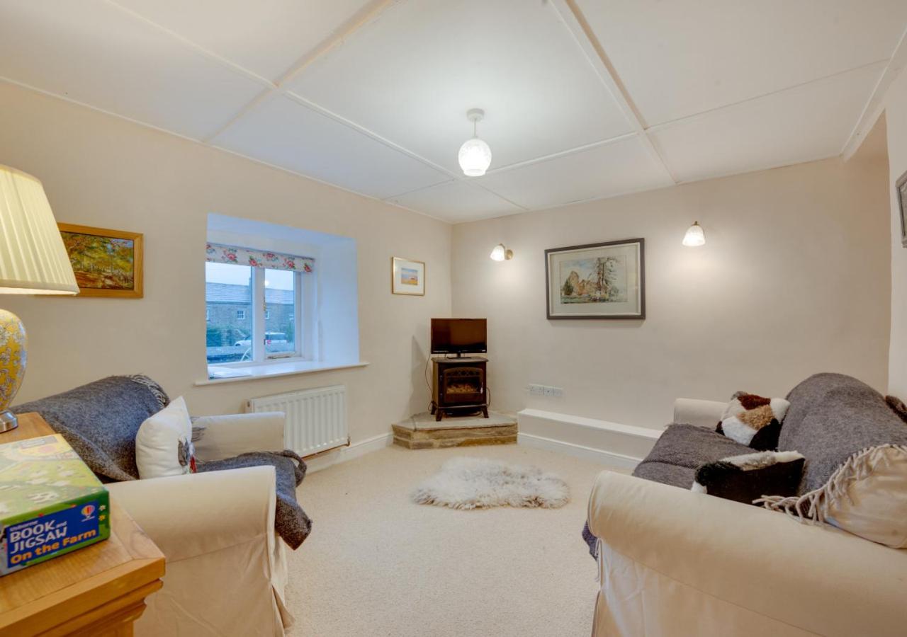 3 Bed in Thornton Rust oc-ds1064