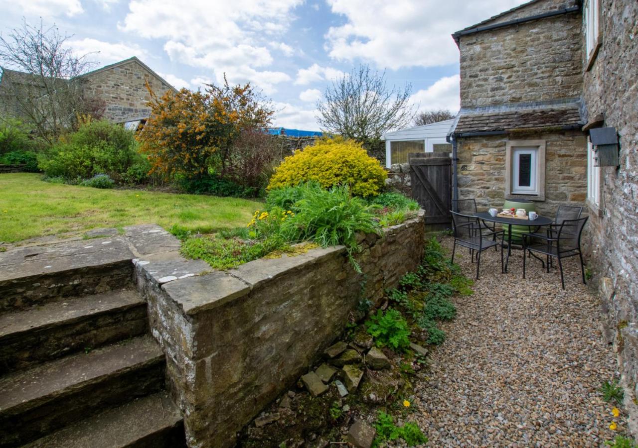 3 Bed in Thornton Rust oc-ds1064