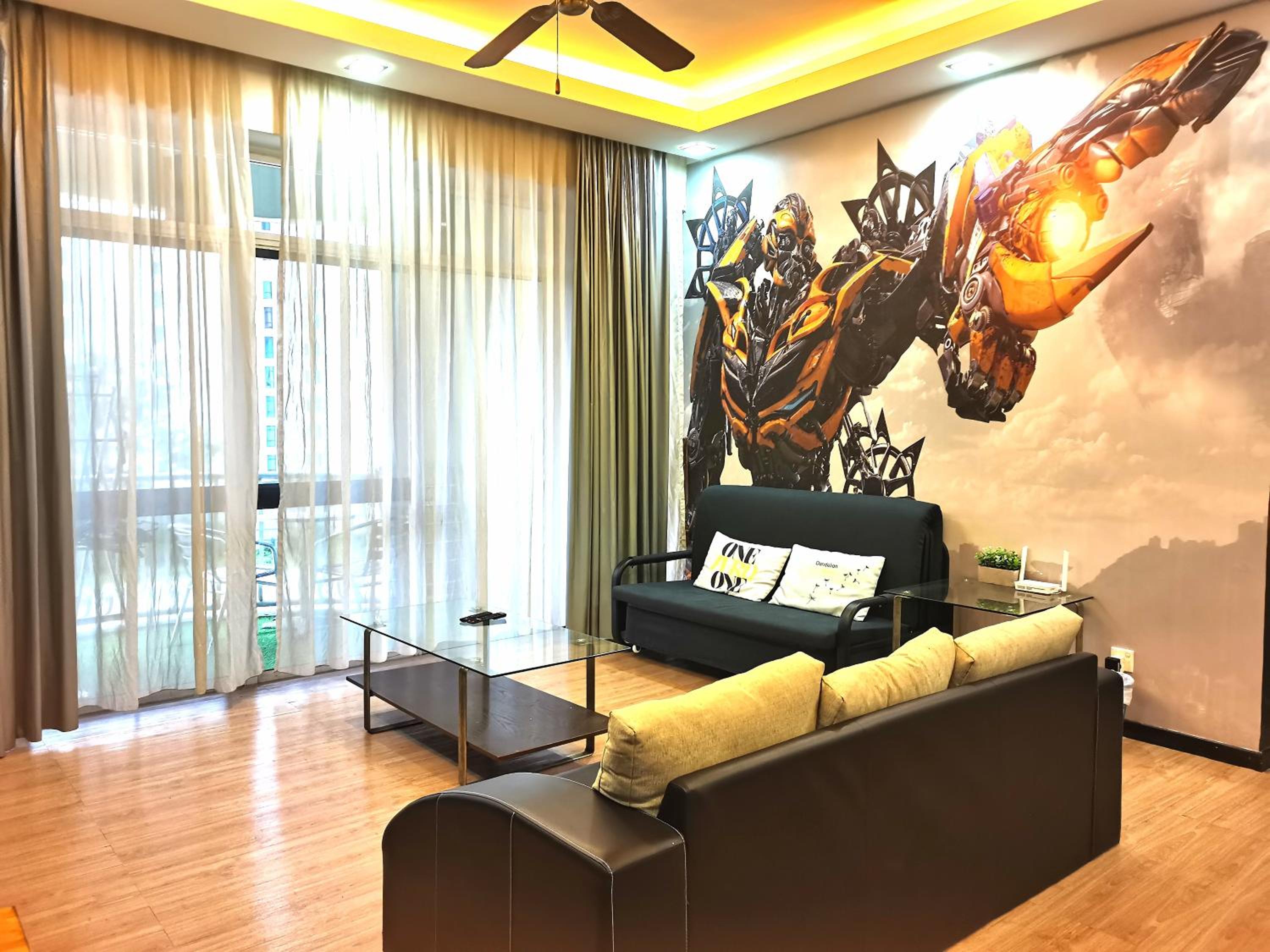 KLCC Transformers Homestay 10pax