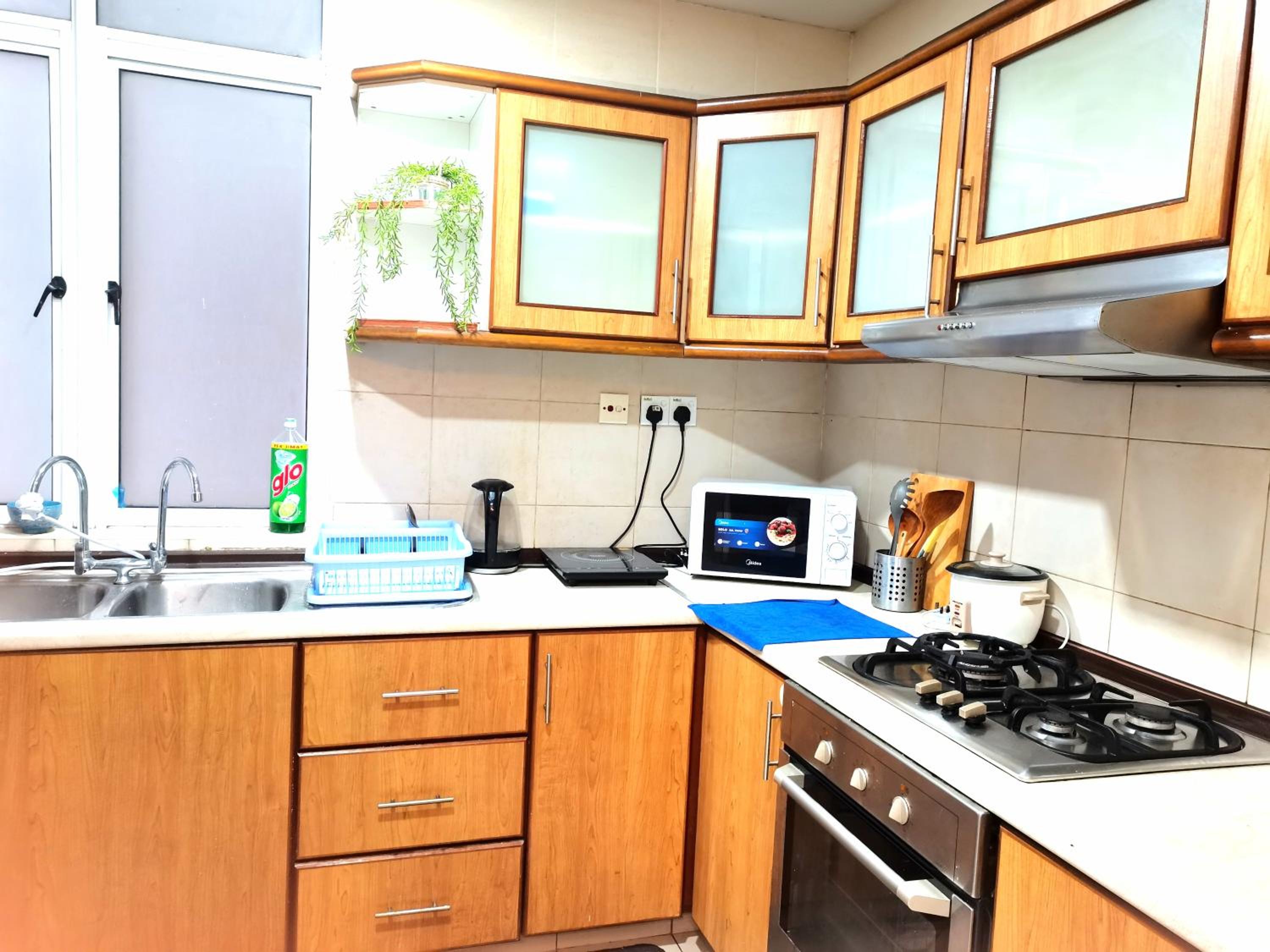 KLCC Transformers Homestay 10pax
