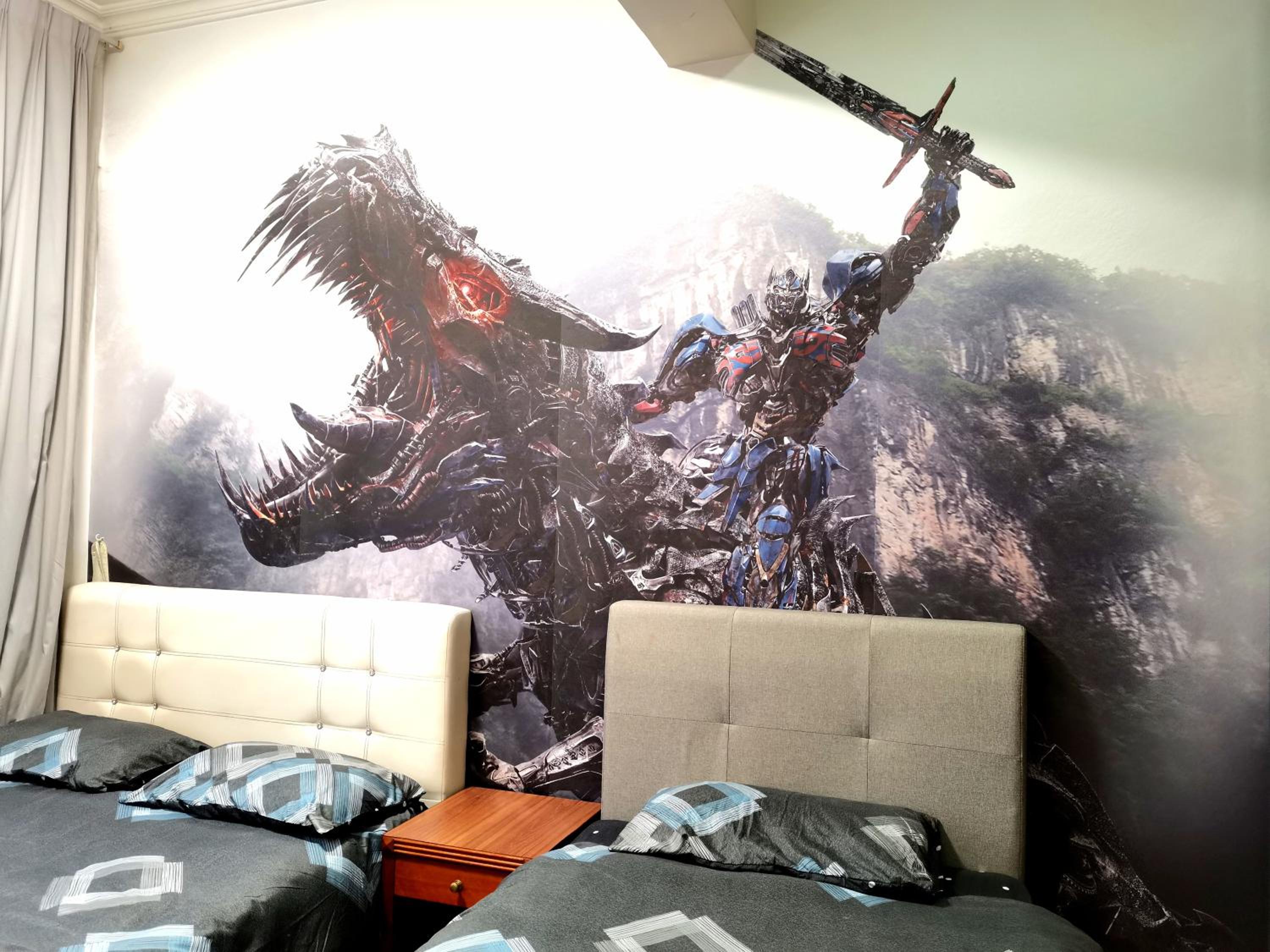 KLCC Transformers Homestay 10pax