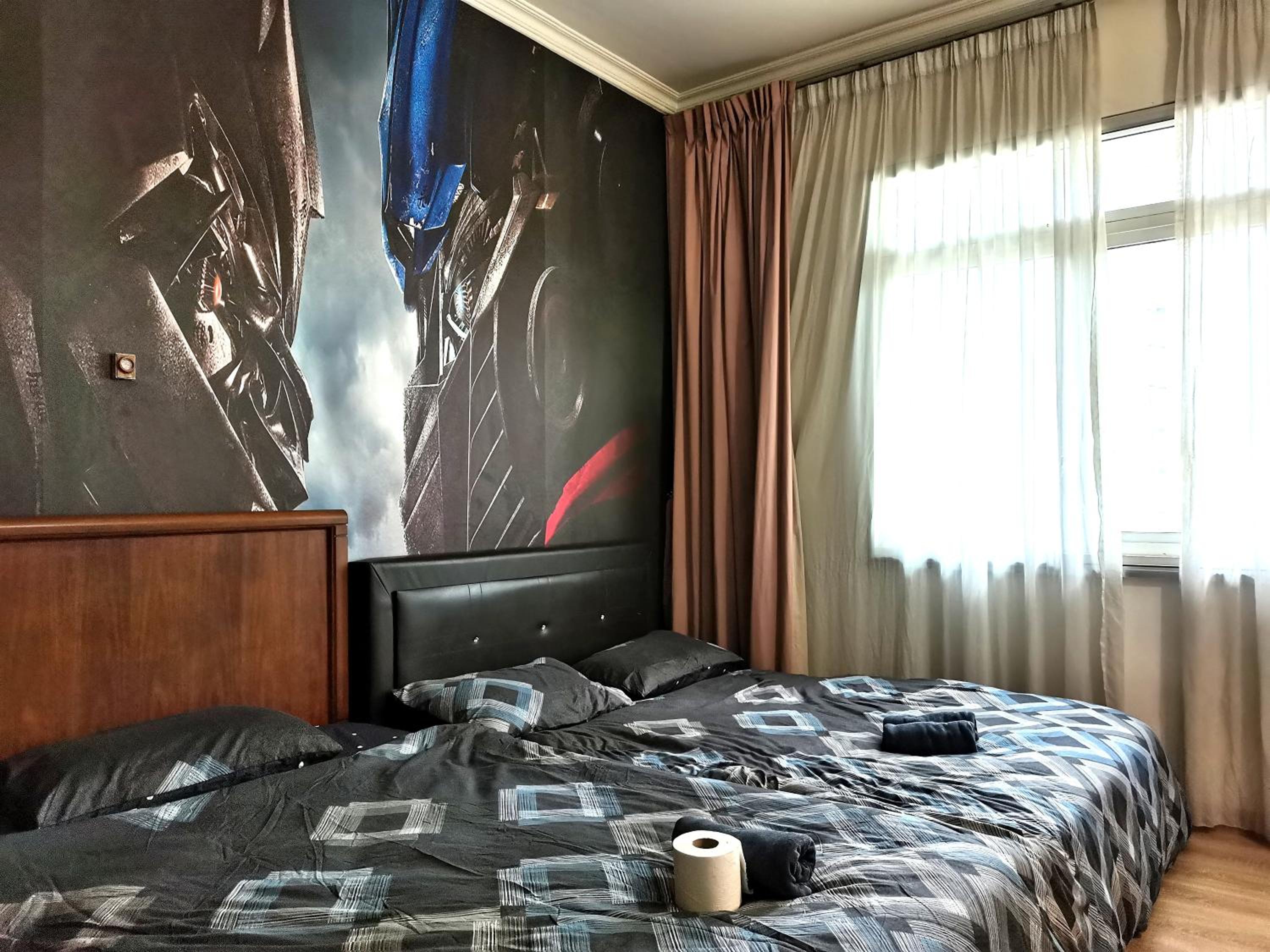 KLCC Transformers Homestay 10pax
