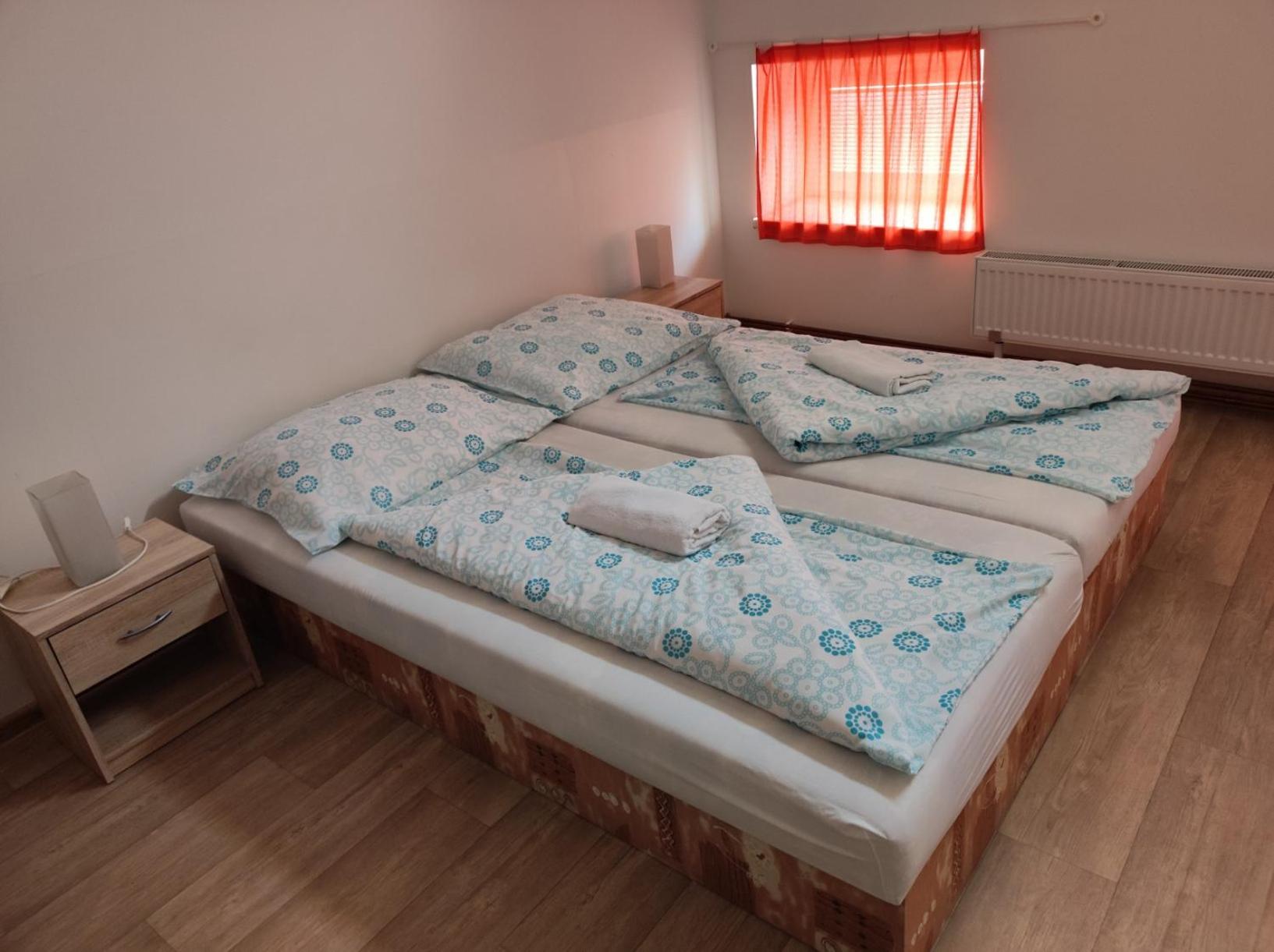 Penzion U Hradeb