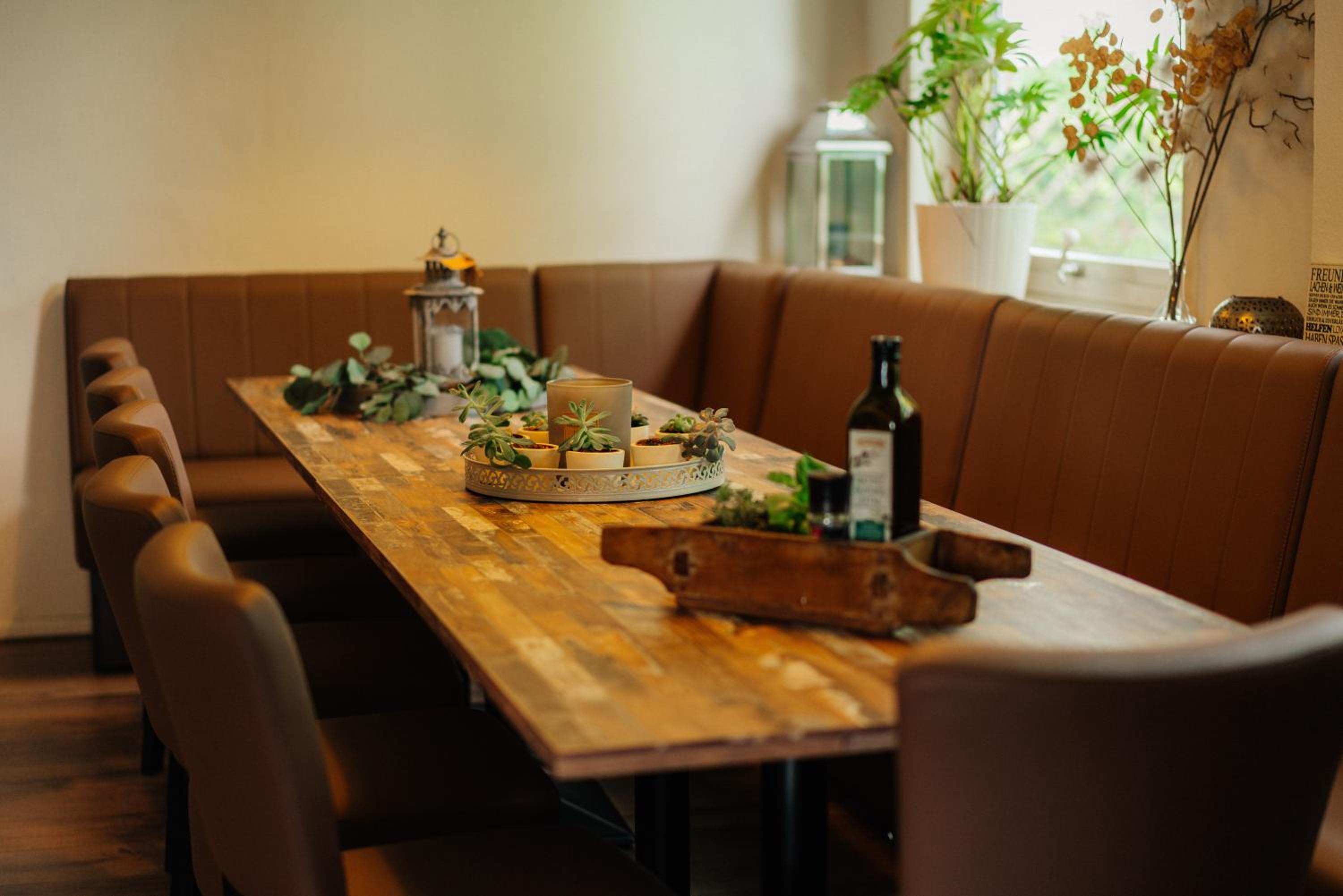 Haus Sonneck - Apartmenthaus - Sonnenterrasse mit Grill - 1-8 Personen - ruhige Lage mit Blick über Braunlage