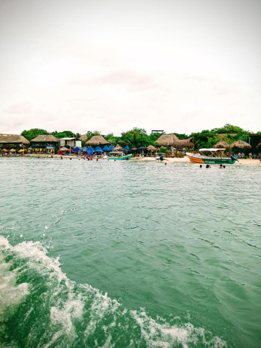 Hermosa Cabaña en Isla Tierra Bomba.