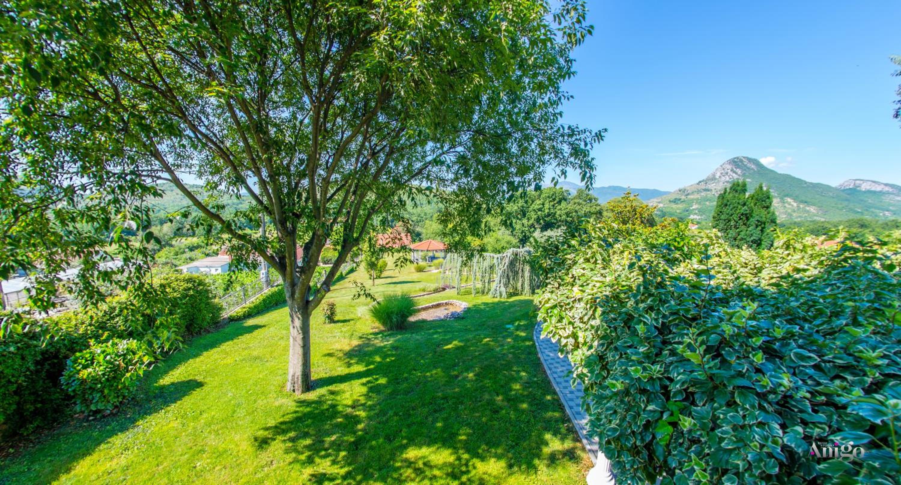 Villa Ellie
