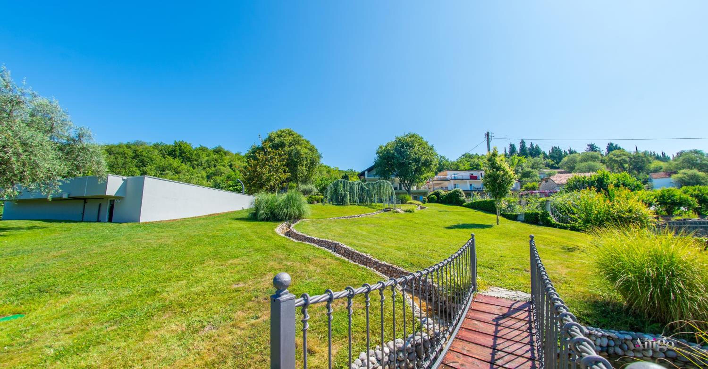 Villa Ellie