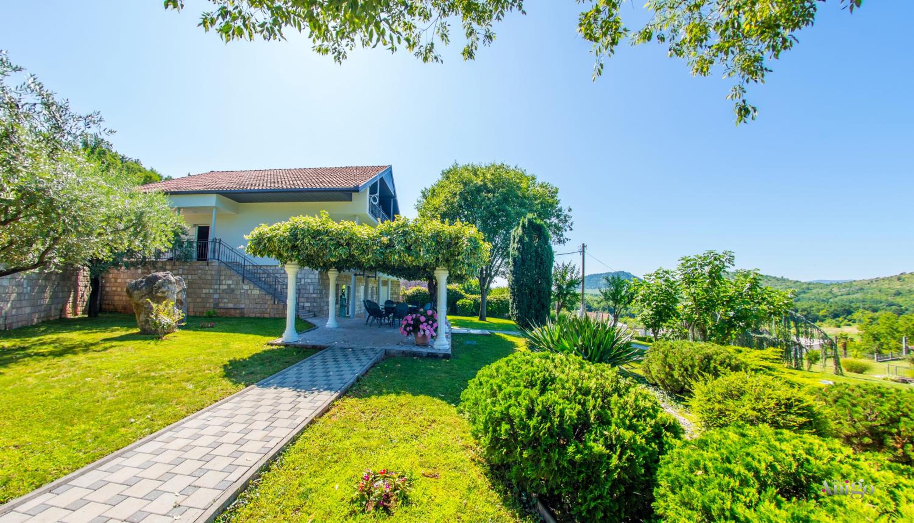 Villa Ellie