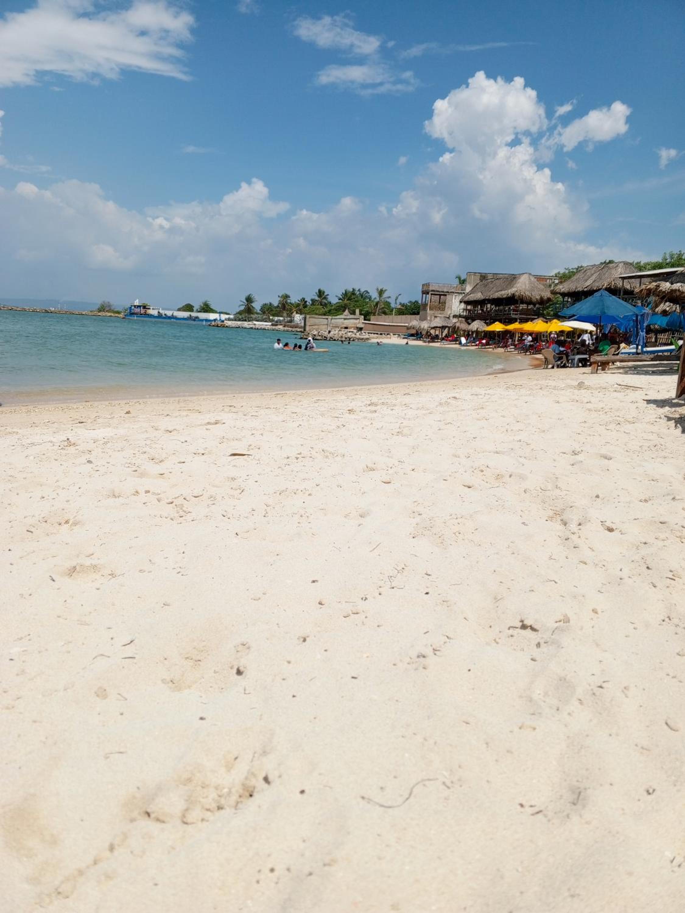 Hermosa Cabaña en Isla Tierra Bomba.