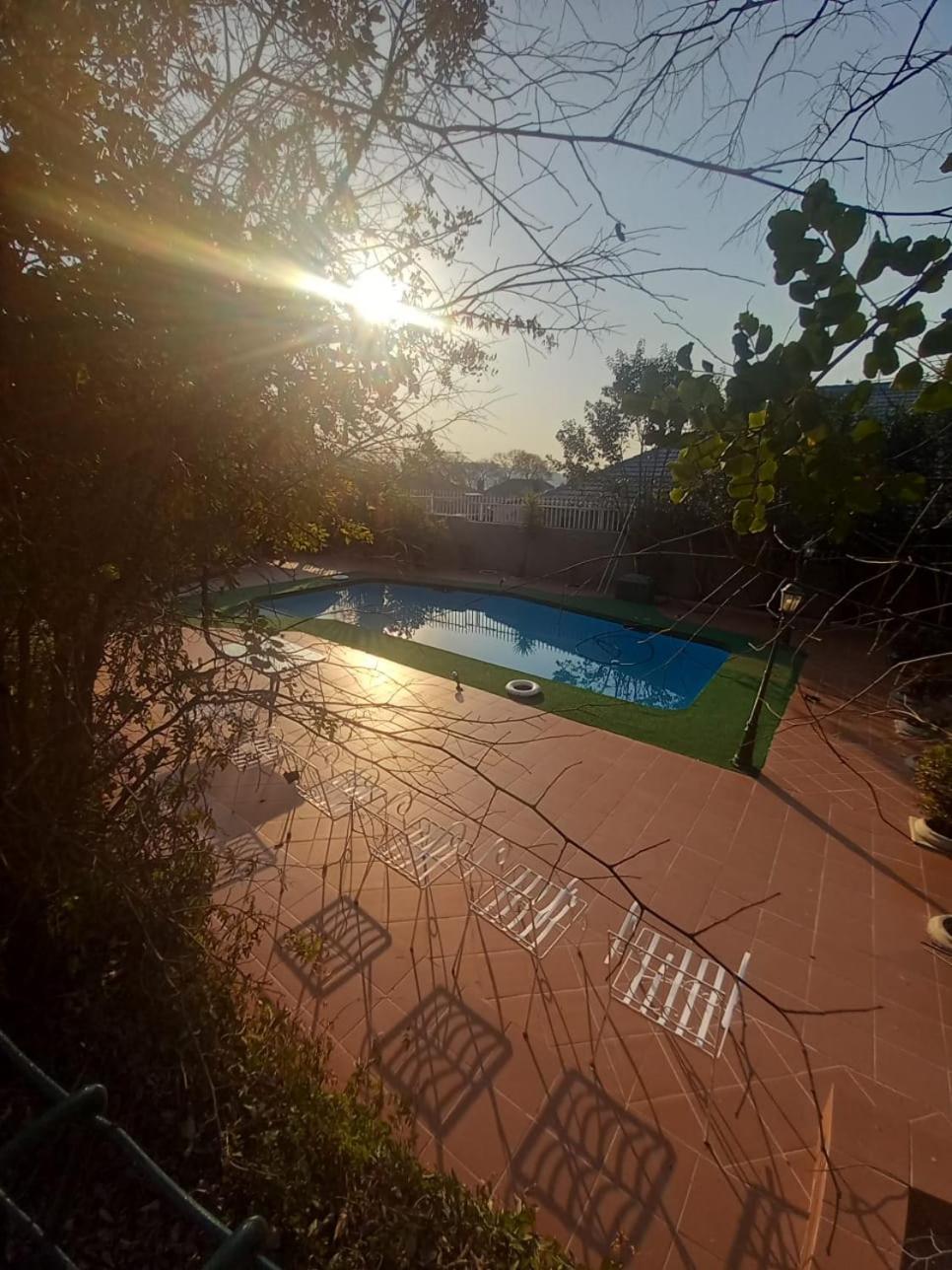 derock view lodges