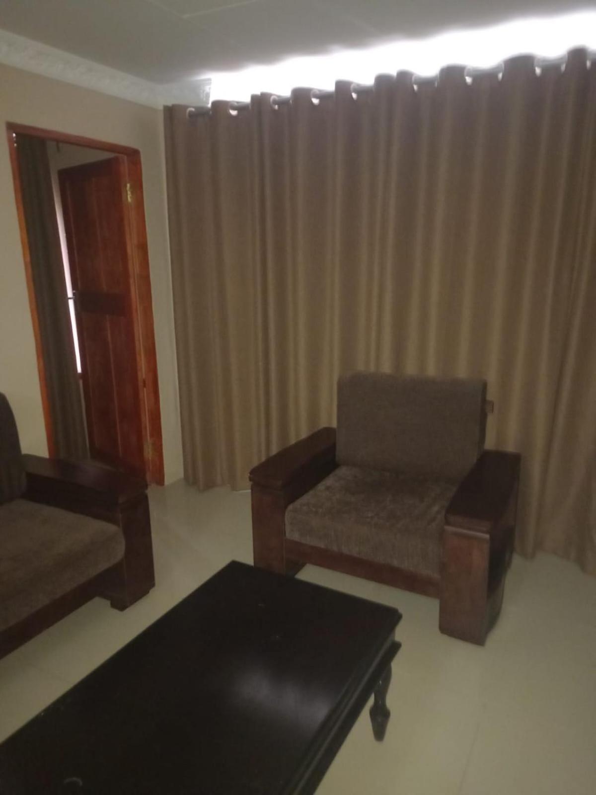 derock view lodges