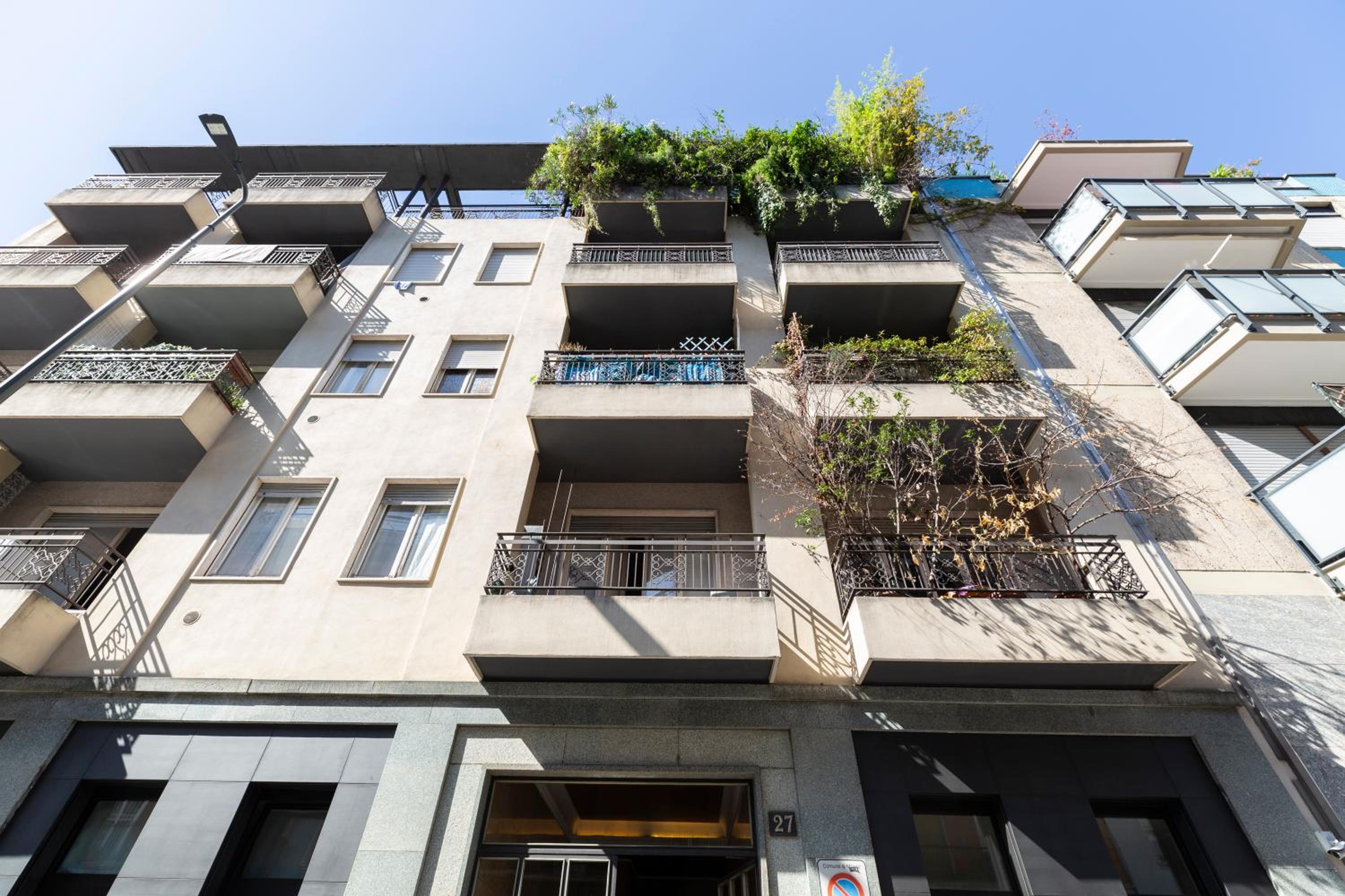 Edolo Terrace