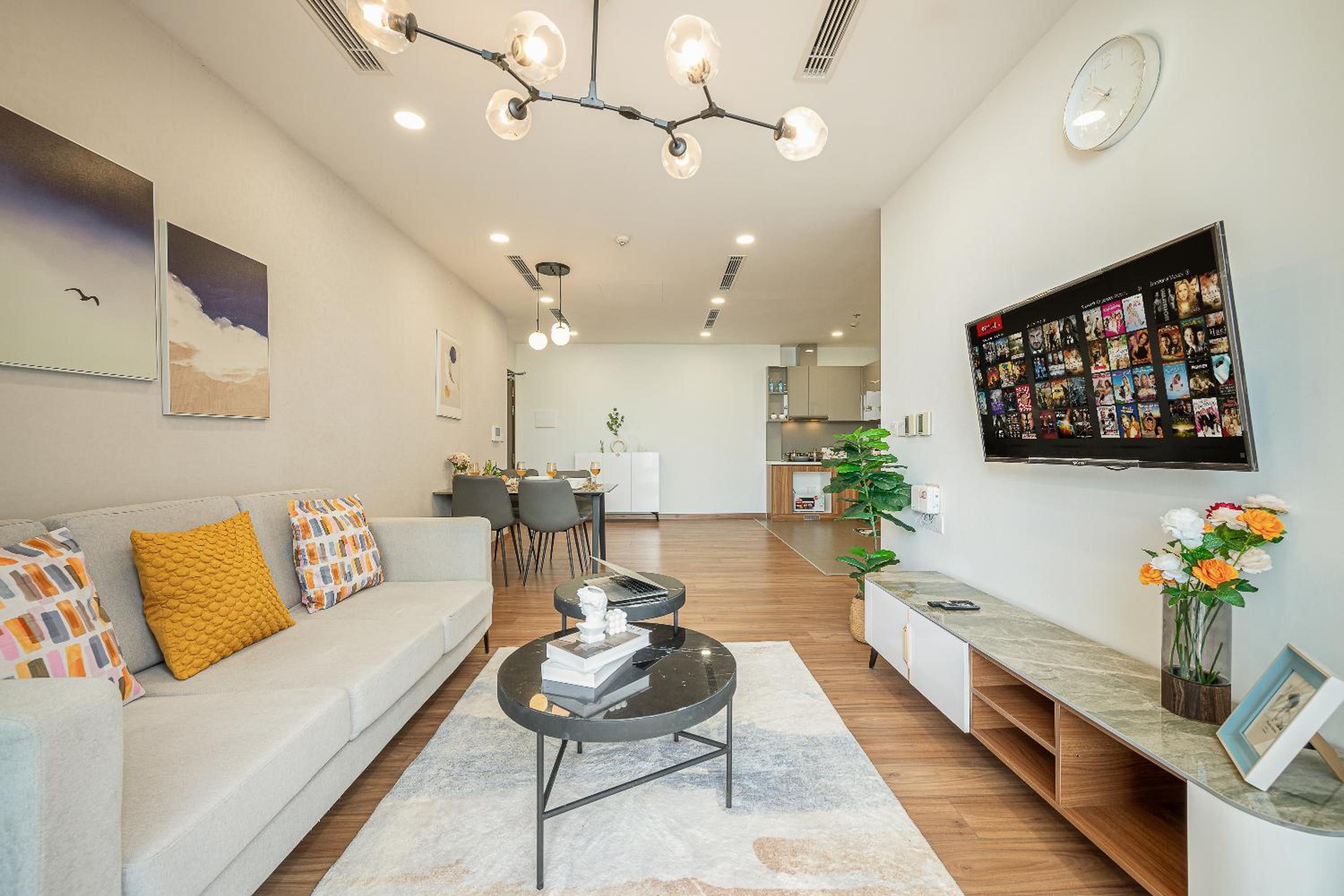 Eco Green SaiGon Apt - Amazing view - Free Pool & Gym