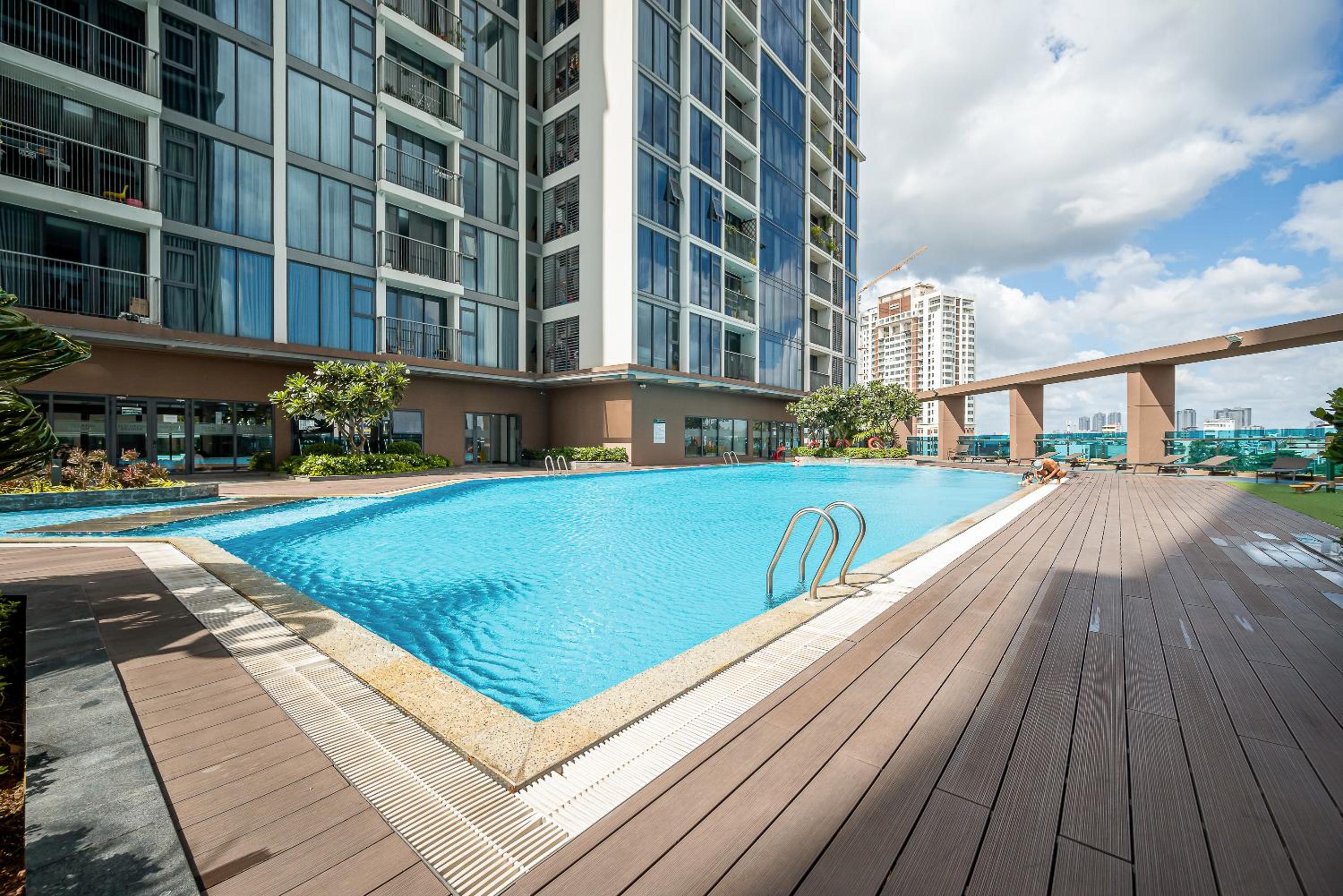 Eco Green SaiGon Apt - Amazing view - Free Pool & Gym