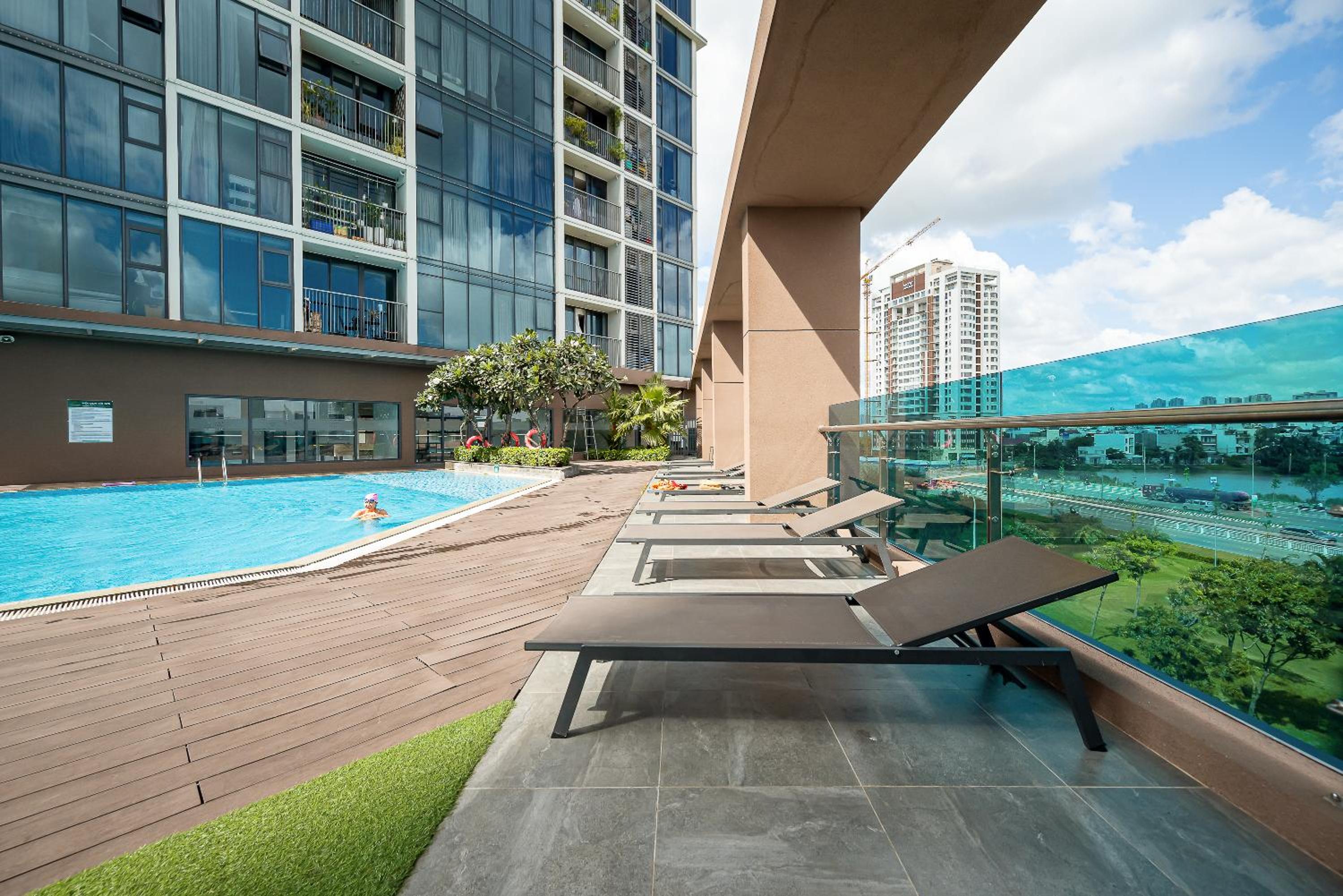 Eco Green SaiGon Apt - Amazing view - Free Pool & Gym