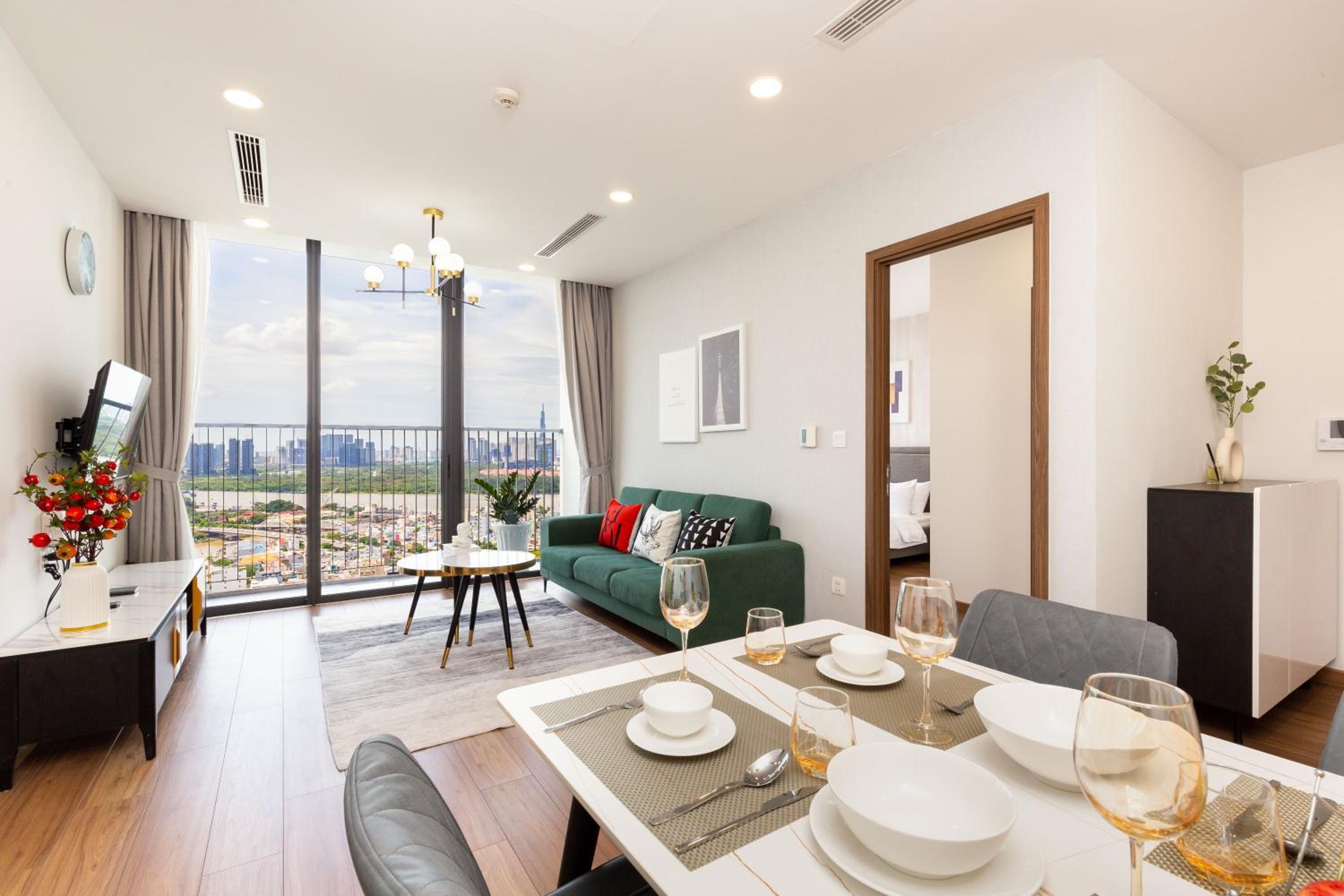 Eco Green SaiGon Apt - Amazing view - Free Pool & Gym