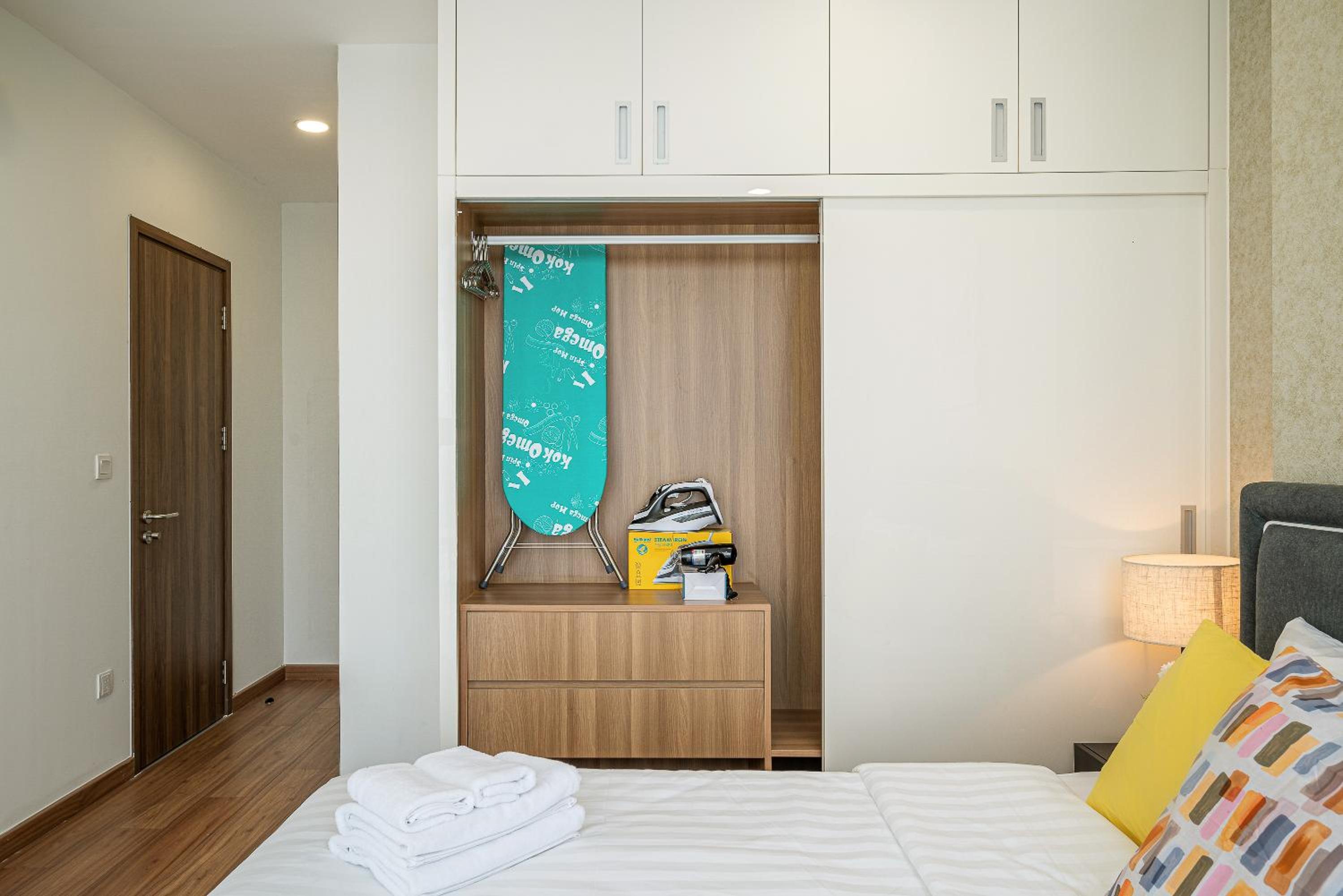 Eco Green SaiGon Apt - Amazing view - Free Pool & Gym