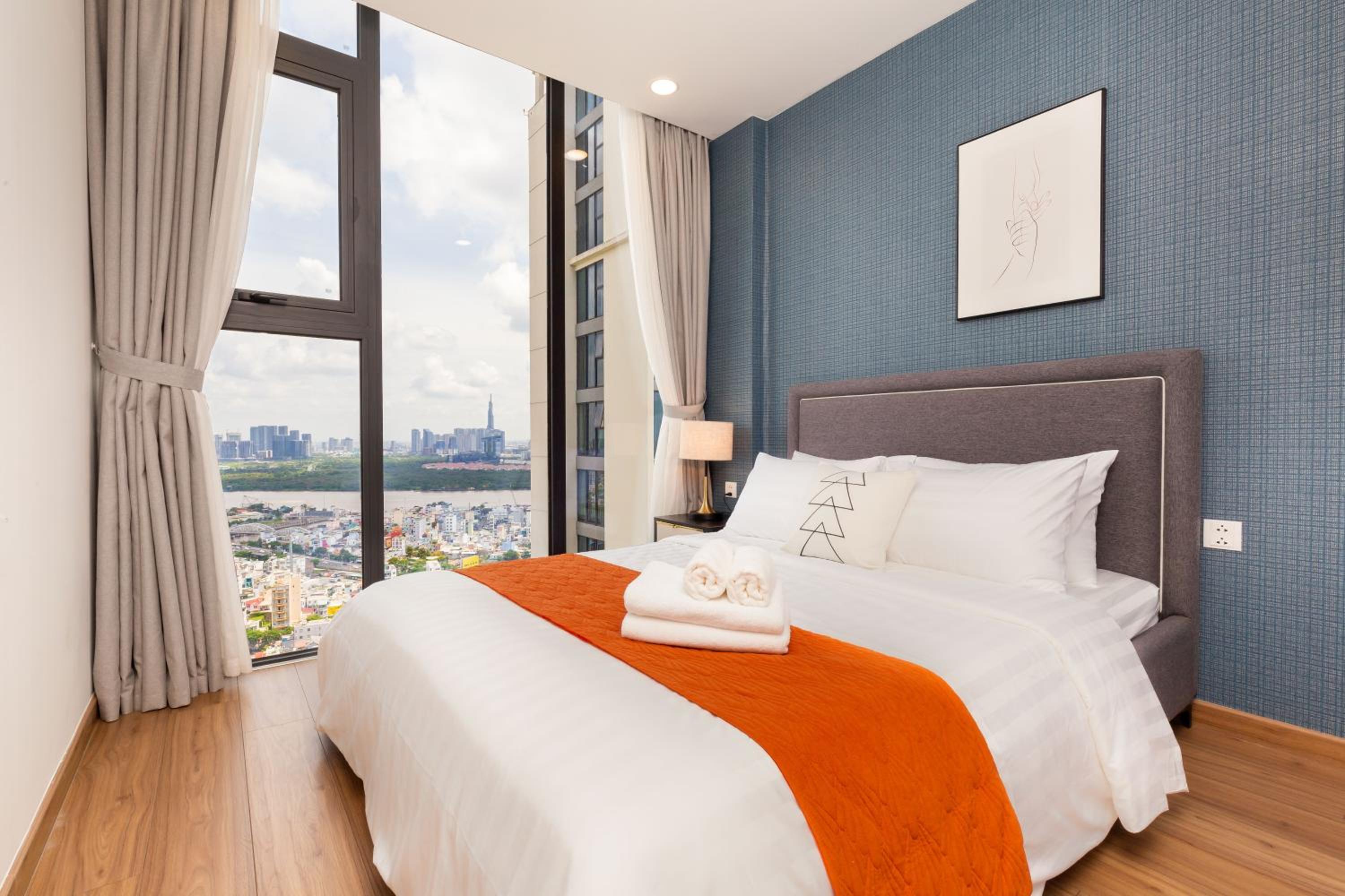 Eco Green SaiGon Apt - Amazing view - Free Pool & Gym