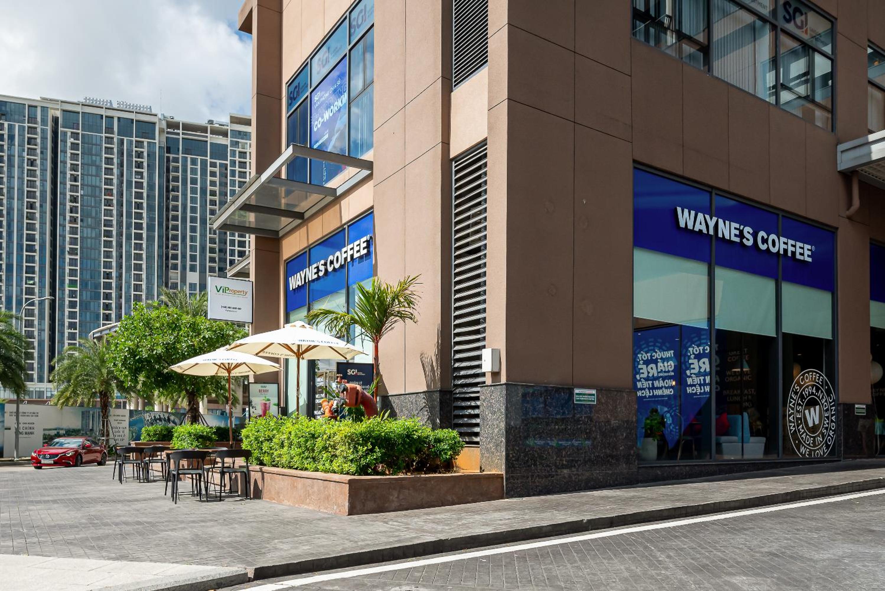 Eco Green SaiGon Apt - Amazing view - Free Pool & Gym