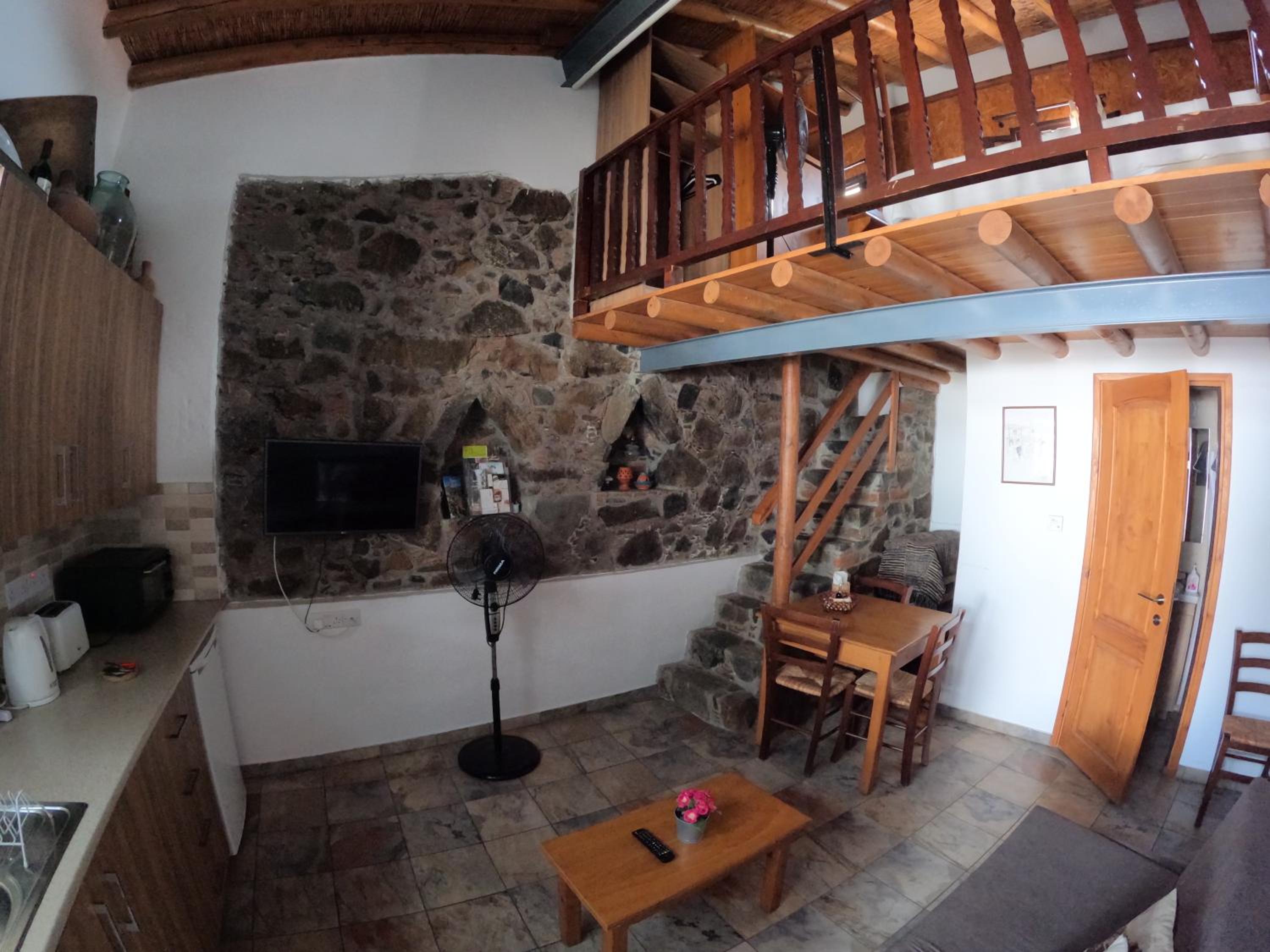 AgroSpito Traditional Guest House