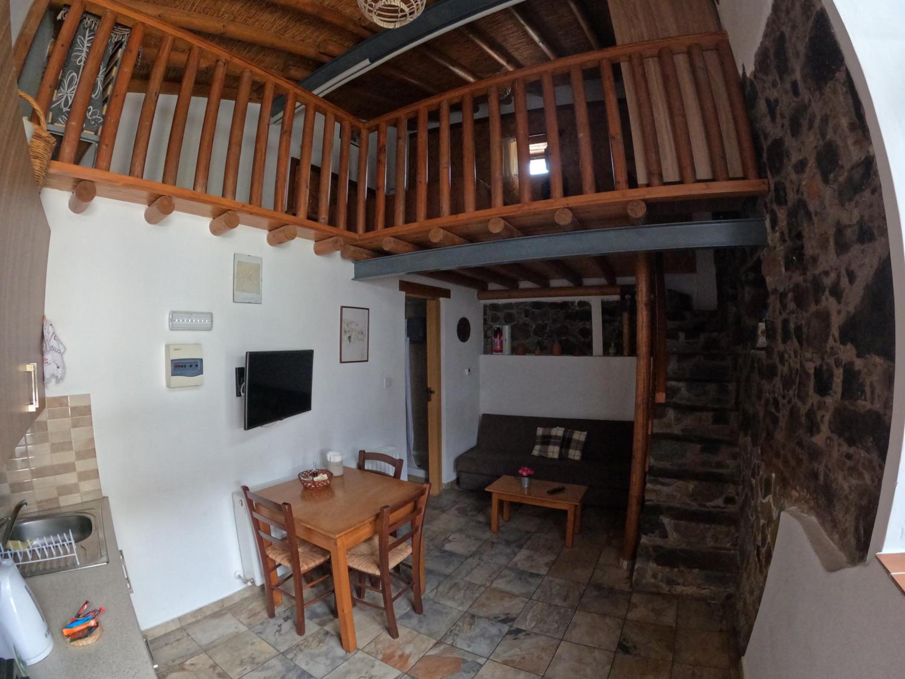 AgroSpito Traditional Guest House