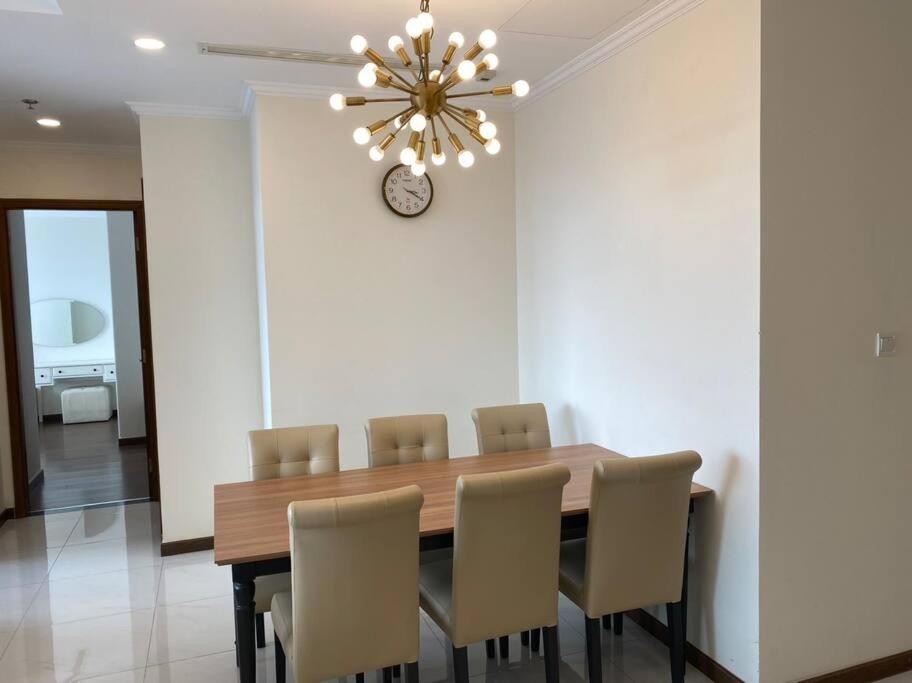 Vinhomes Central Park - 2BRS