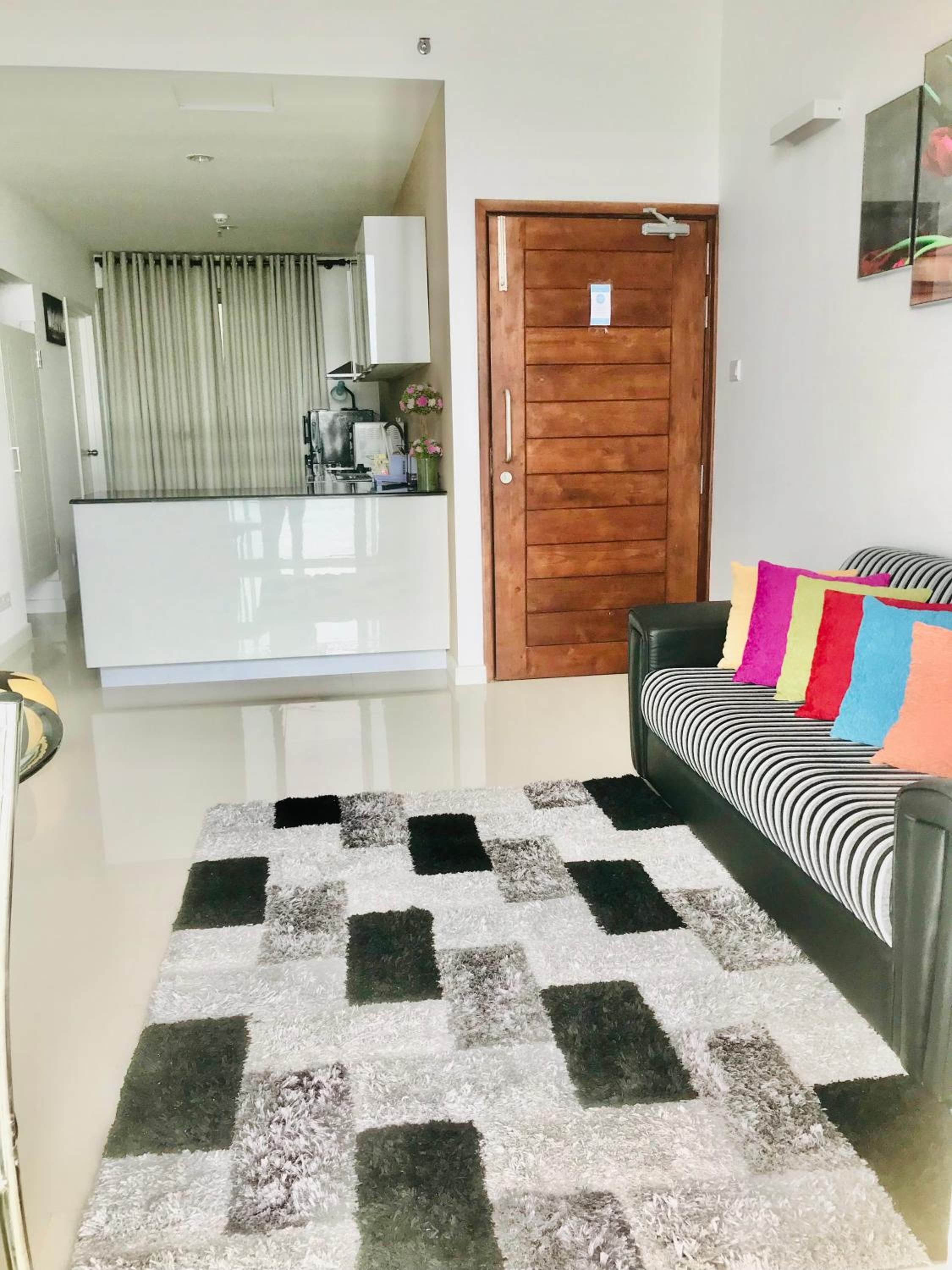 Oceanfront Condos Galle-Apartment L410 A