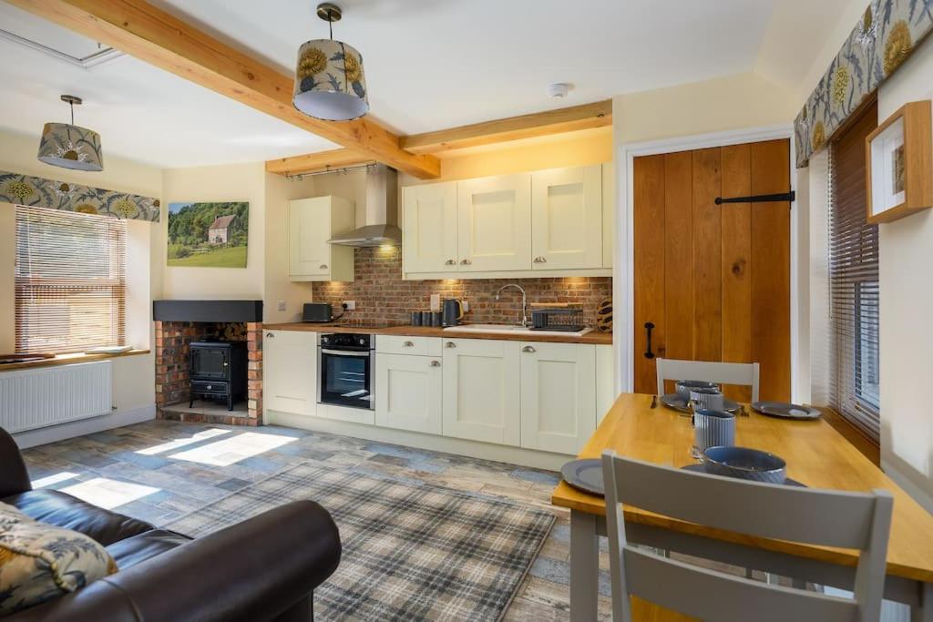 Country Cottage by St. Andrews view 2