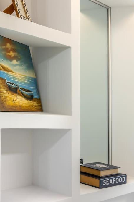 Harbor Hideaway Heraklion Suite