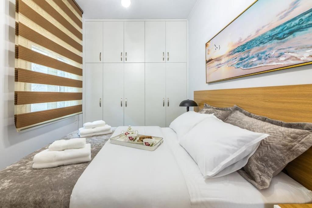 Harbor Hideaway Heraklion Suite