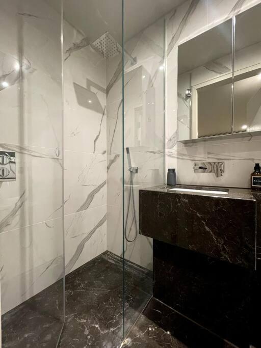 2BR Urban Vista Retreat CHCL F7 view 5