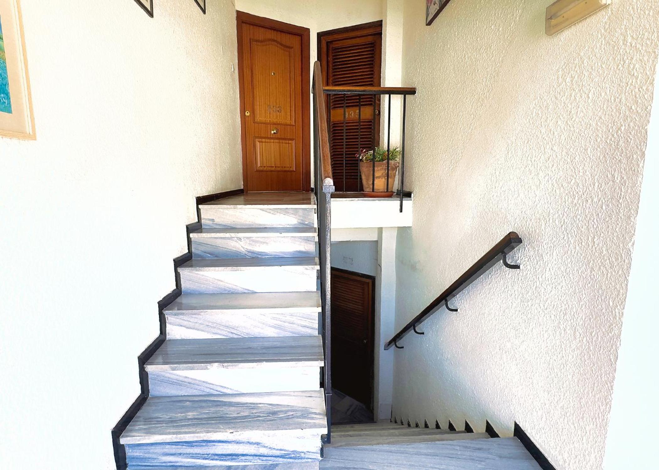 Skol 935 - Cozy 2-Bedroom Apartment with Amazing Sea Views view 2