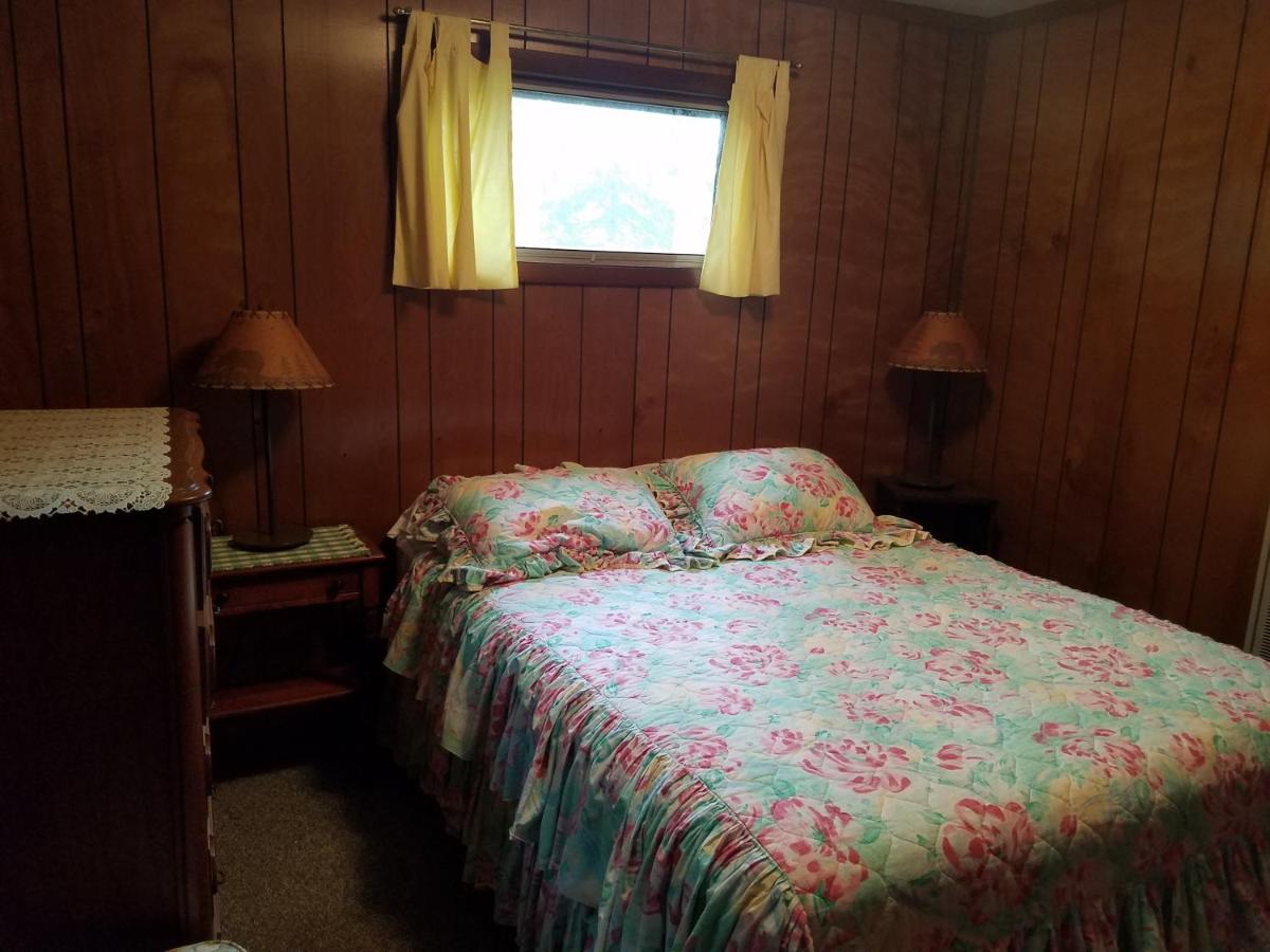 Timberlane Lodge - Blue Gill view 3