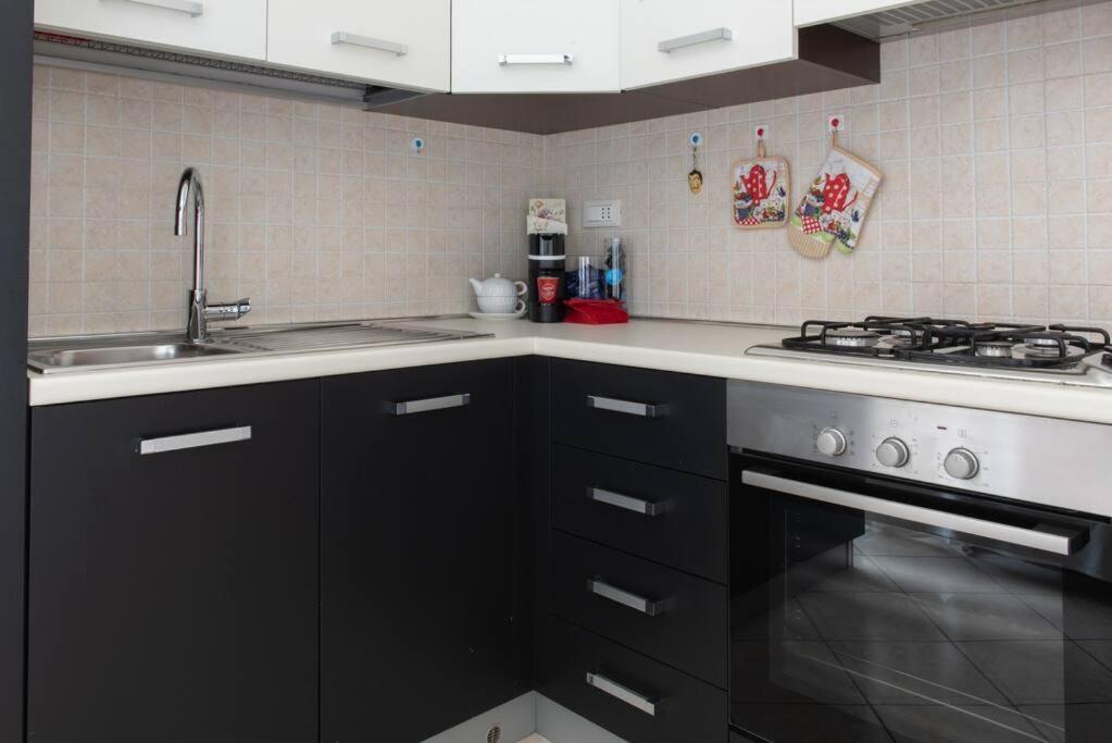 Bella Ciao Airport Apartment view 4