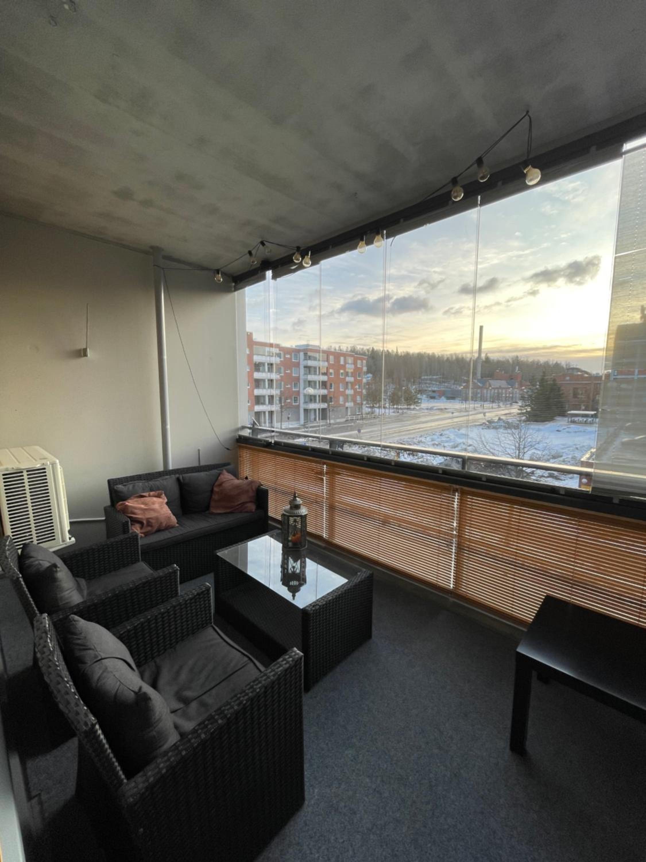 Ilmastoitu 55 m2 huoneisto saunalla Lahden satamassa