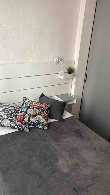 Cozy flat near center view 3