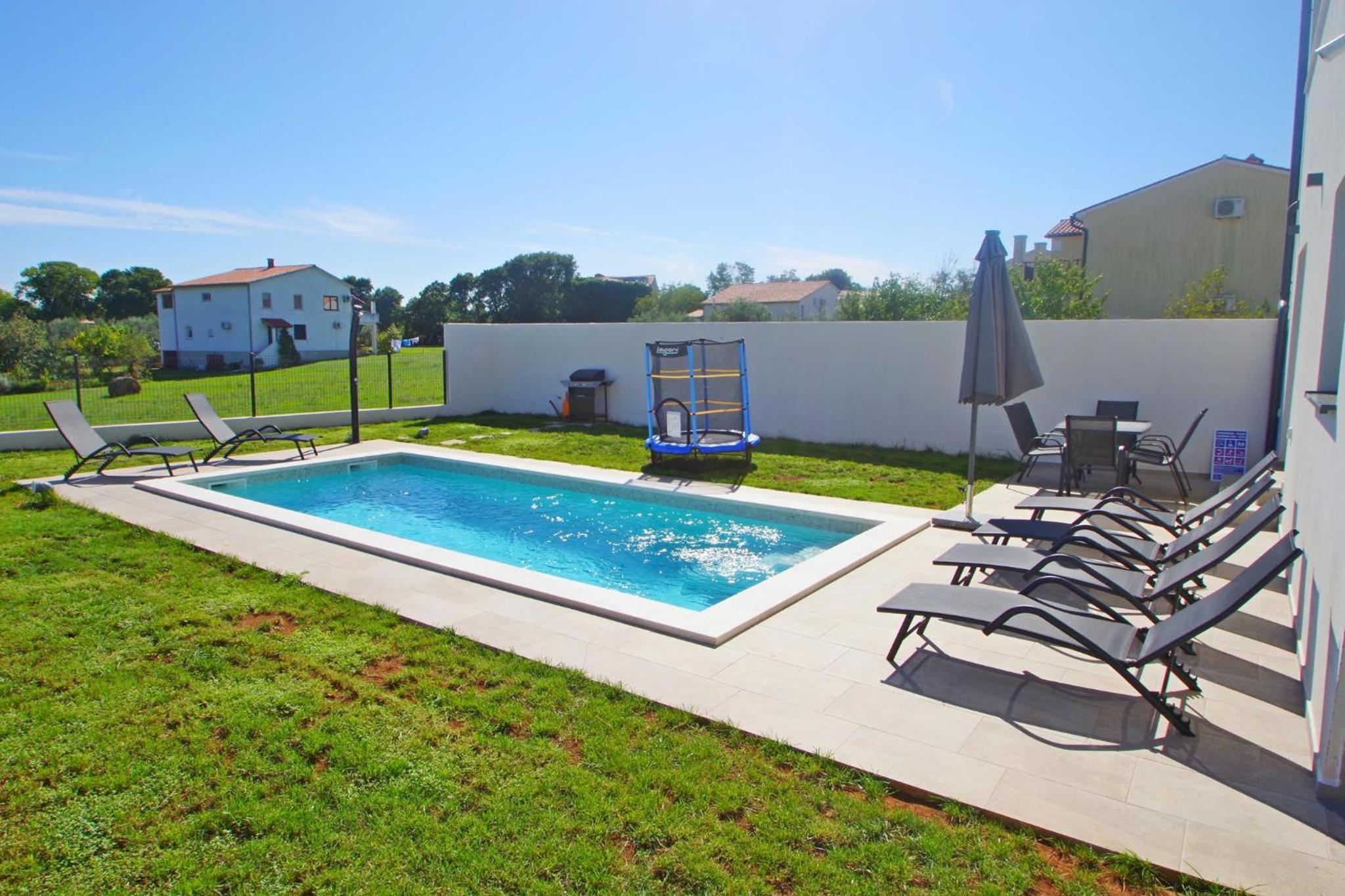 Villa with private pool in village Šišan view 3