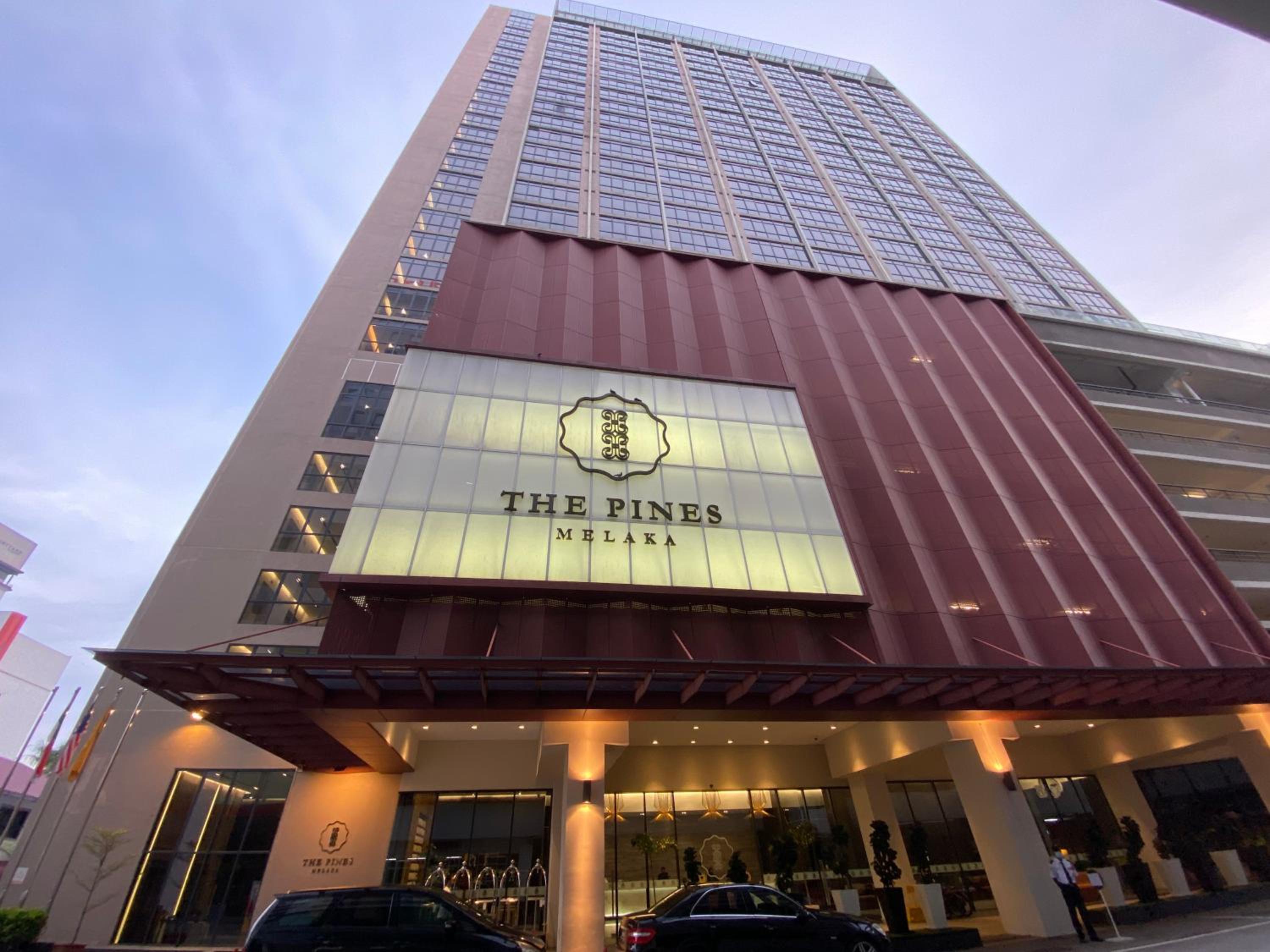 Hotel Amanjiwa 99R - Image 1