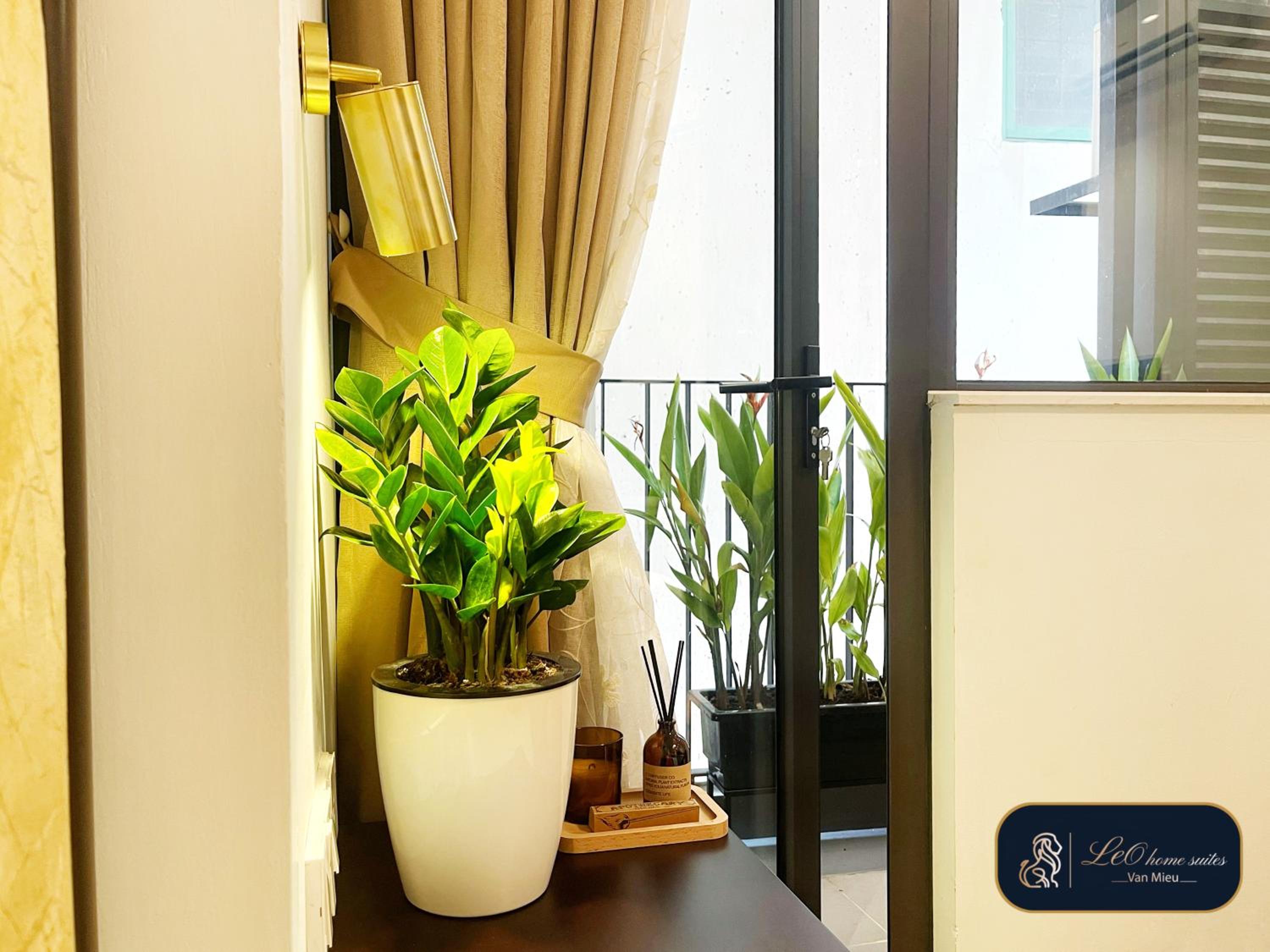 High-ser Apartment -2BR - NiceView - Parking - Spacious - In center