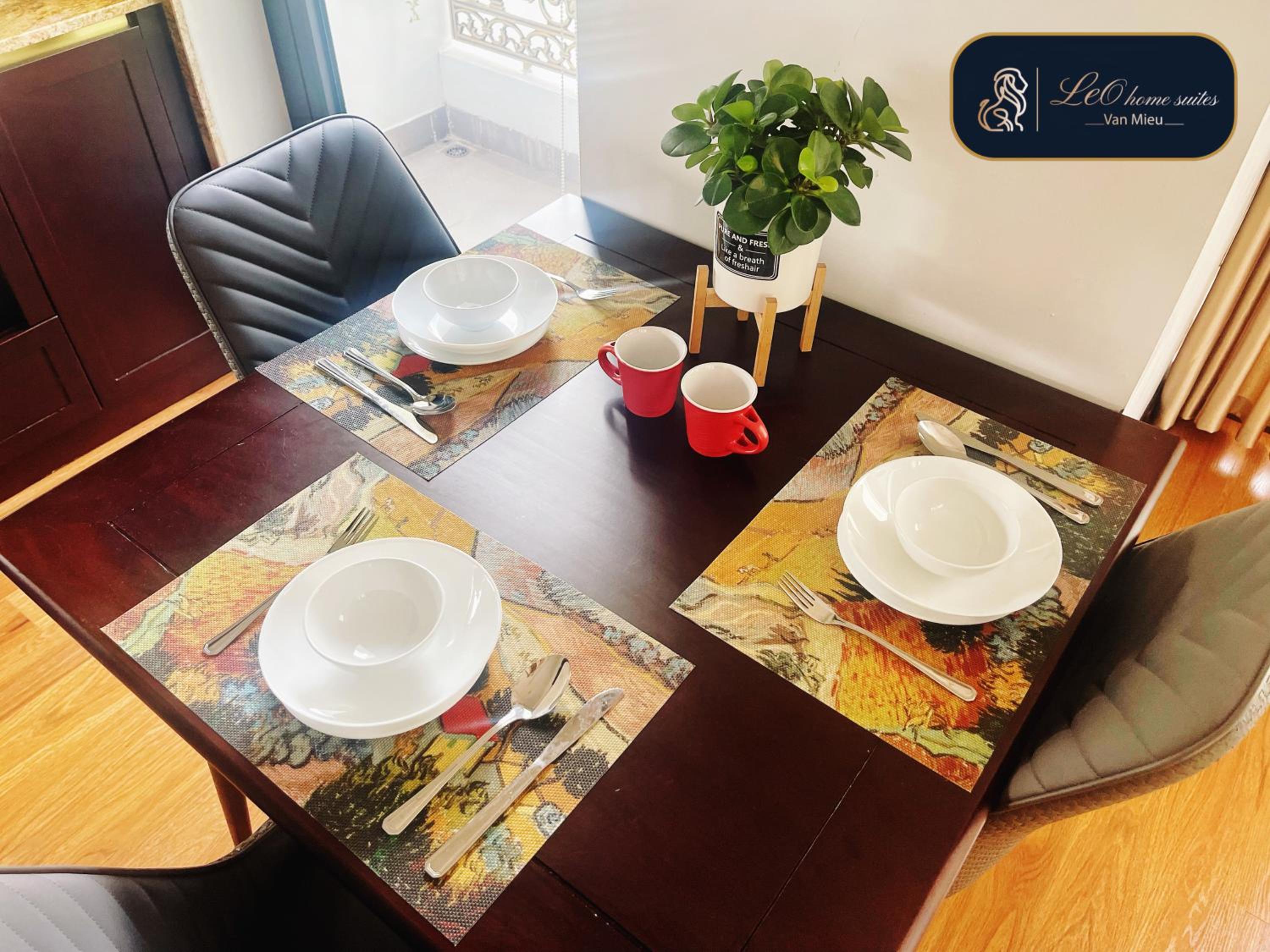 High-ser Apartment -2BR - NiceView - Parking - Spacious - In center