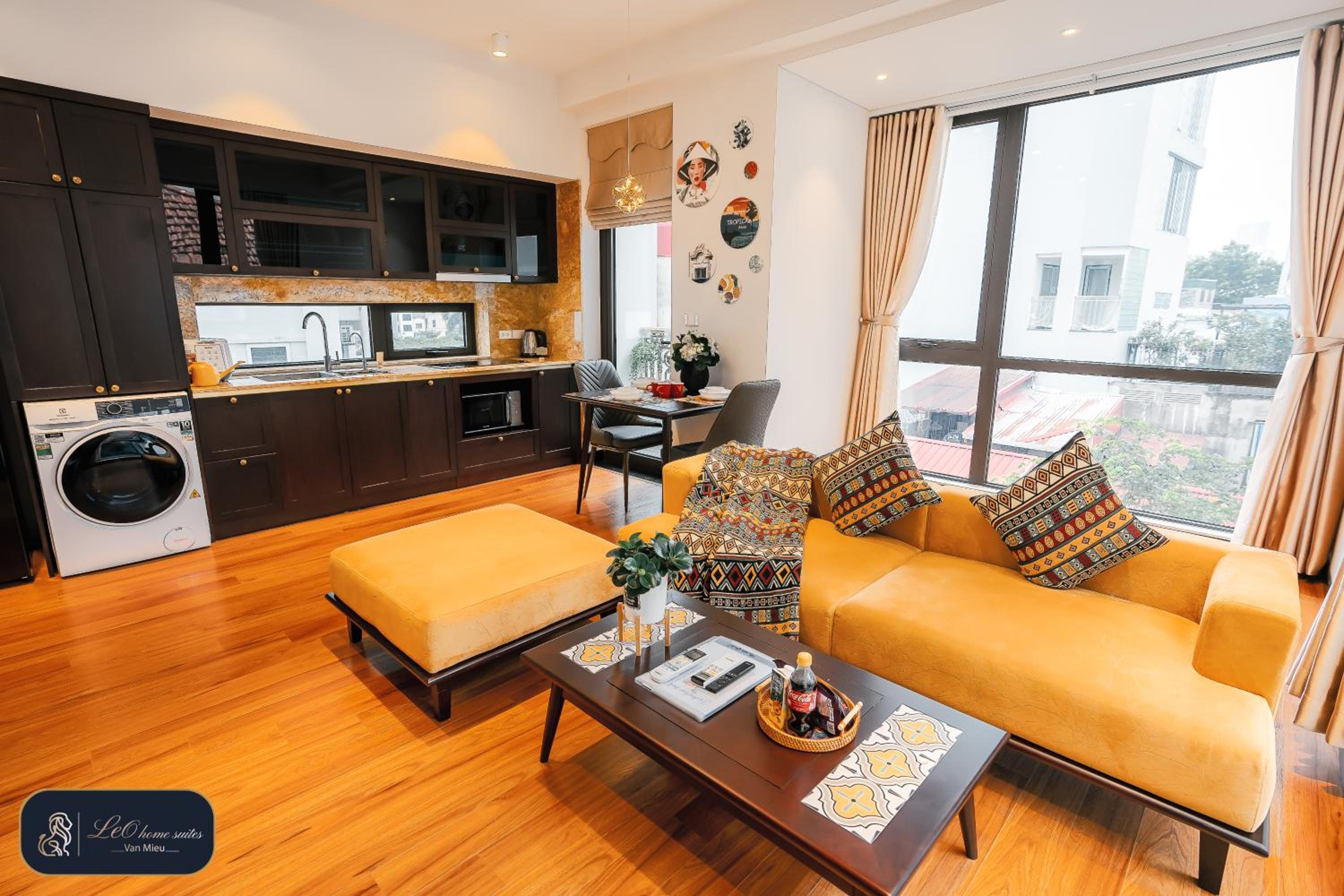 High-ser Apartment -2BR - NiceView - Parking - Spacious - In center