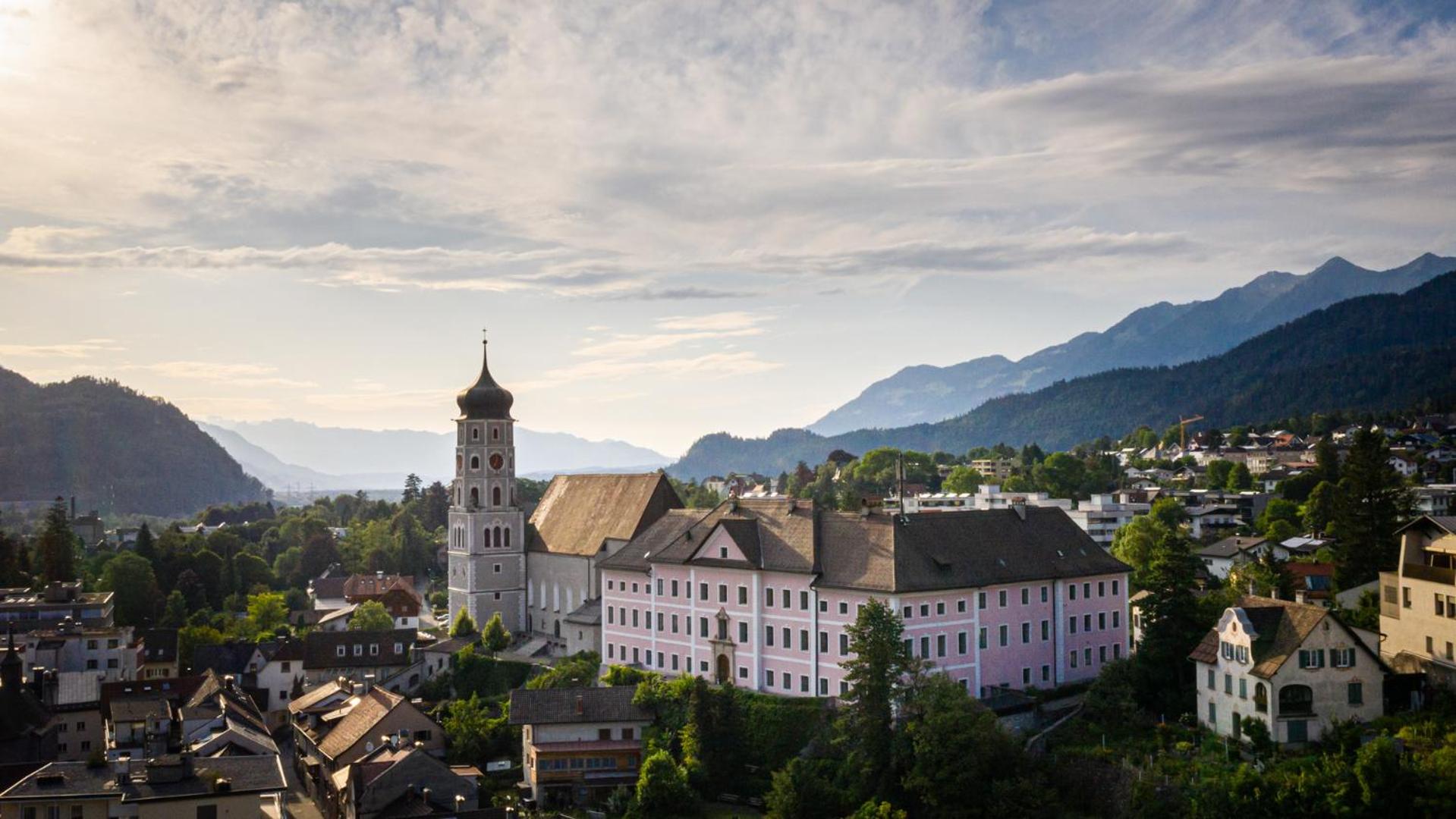 Bludenz Apartments RosaKlein-30m2 & RubinaGross-100m2