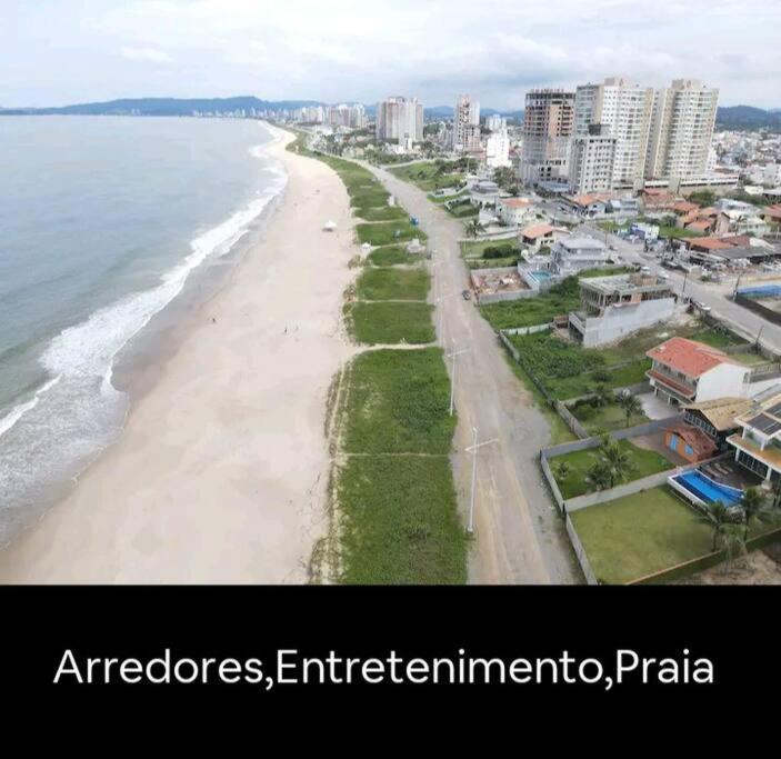 ótima casa, boa localização praia de Itajuba !